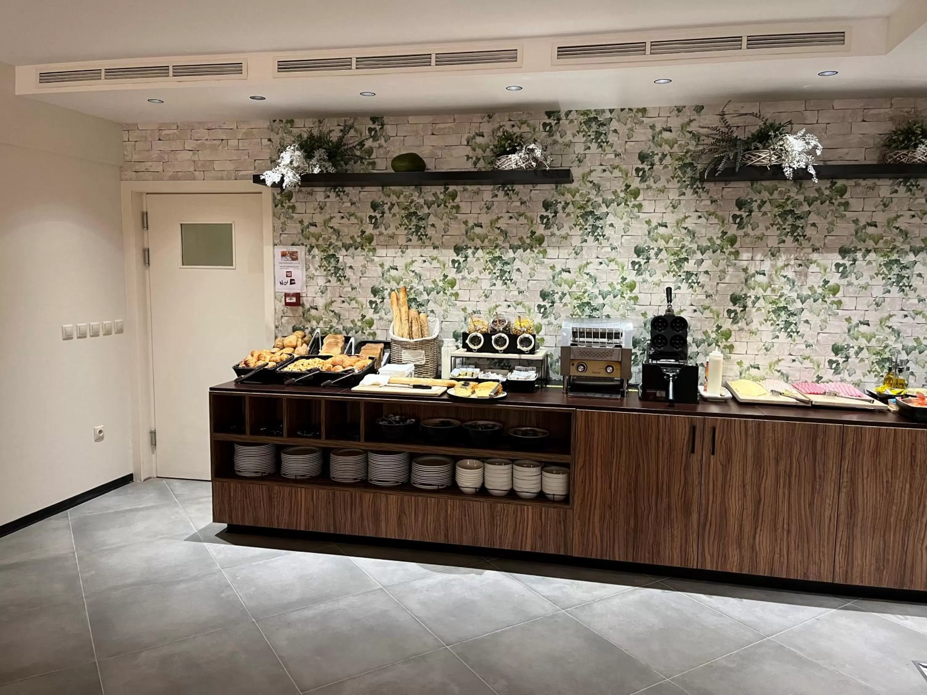 Breakfast in Hotel Floris Arlequin Grand-Place