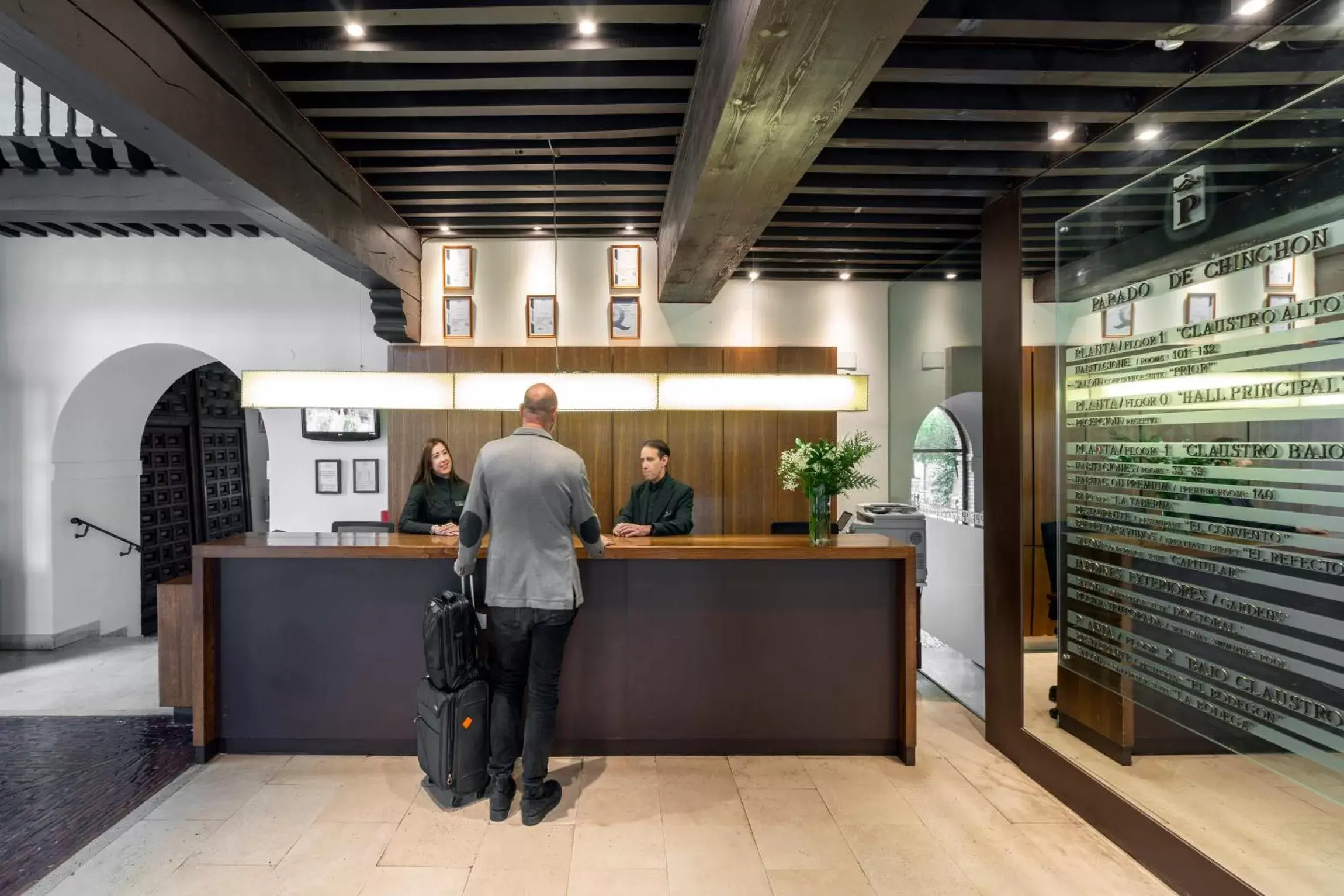 Lobby or reception in Parador de Chinchón Lobby or reception in Parador de Chinchón