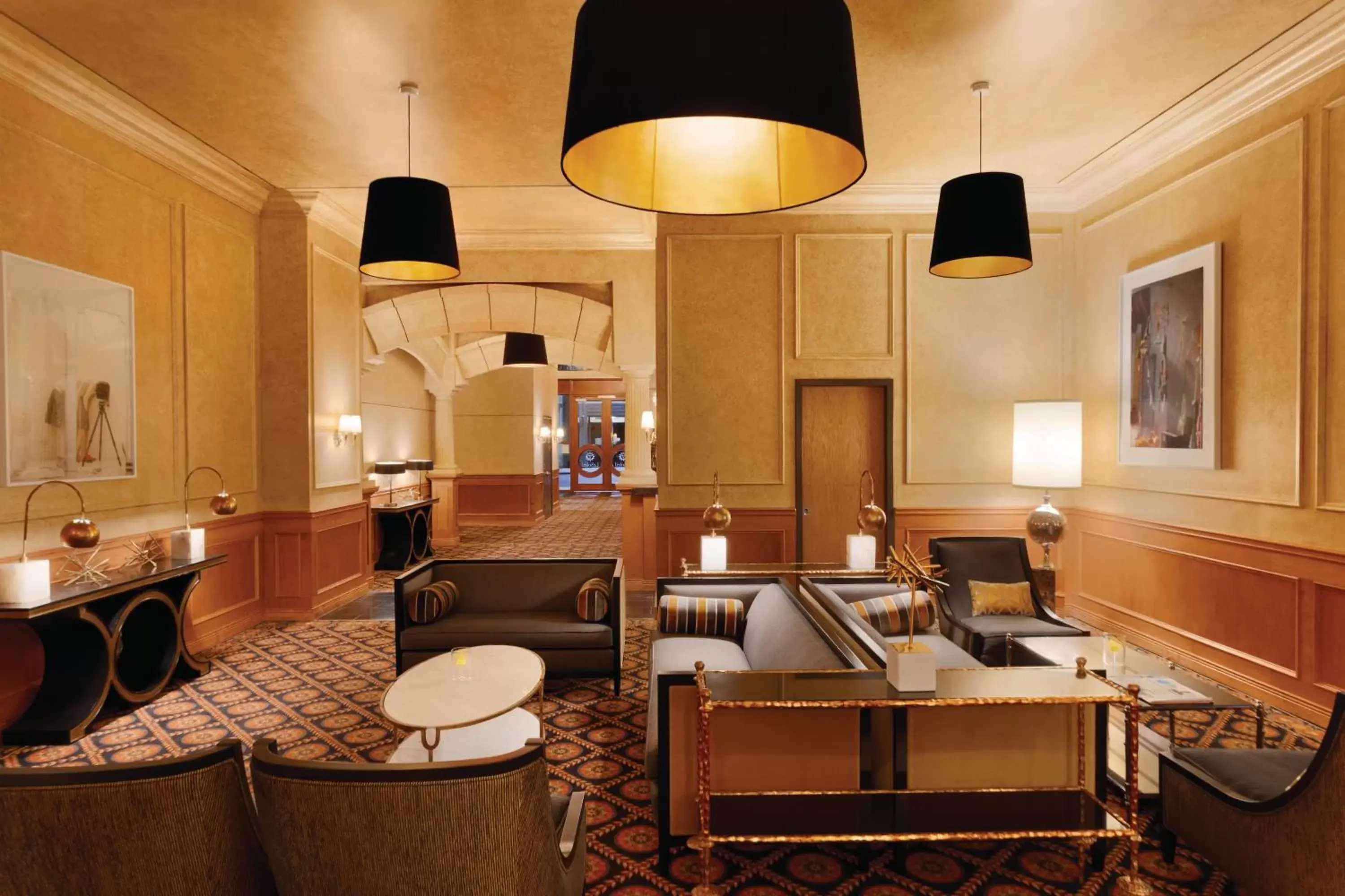 Lobby or reception, Lounge/Bar in Executive Hotel Le Soleil New York