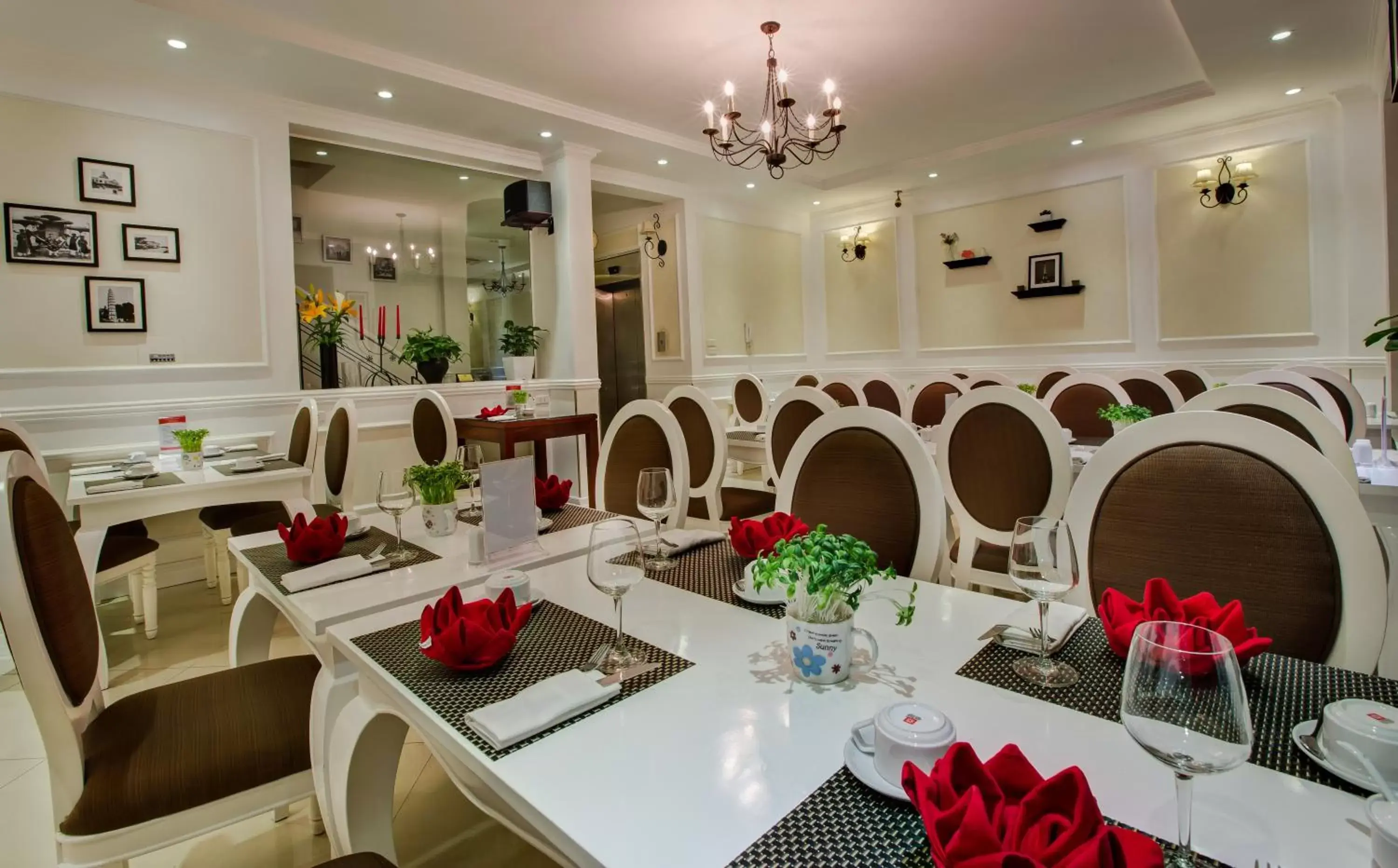 Dining area, Restaurant/Places to Eat in La Beaute De Hanoi Hotel