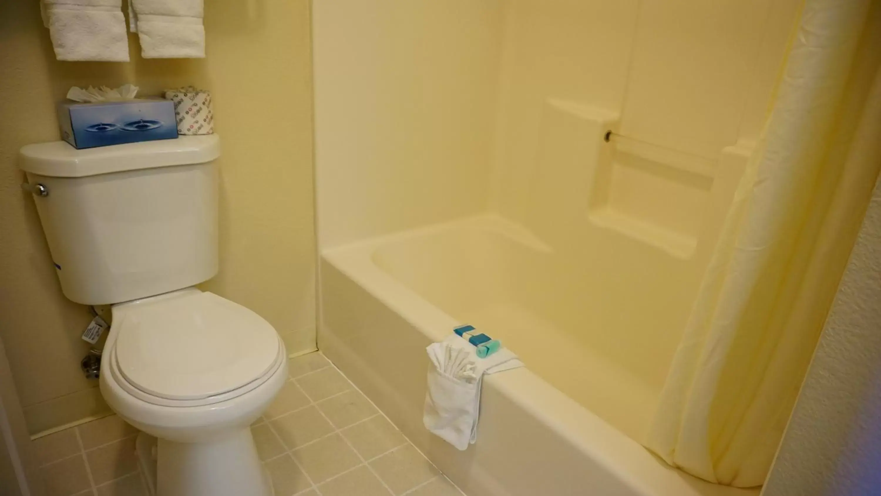 Bathroom in Baymont by Wyndham Wichita East Bathroom in Baymont by Wyndham Wichita East