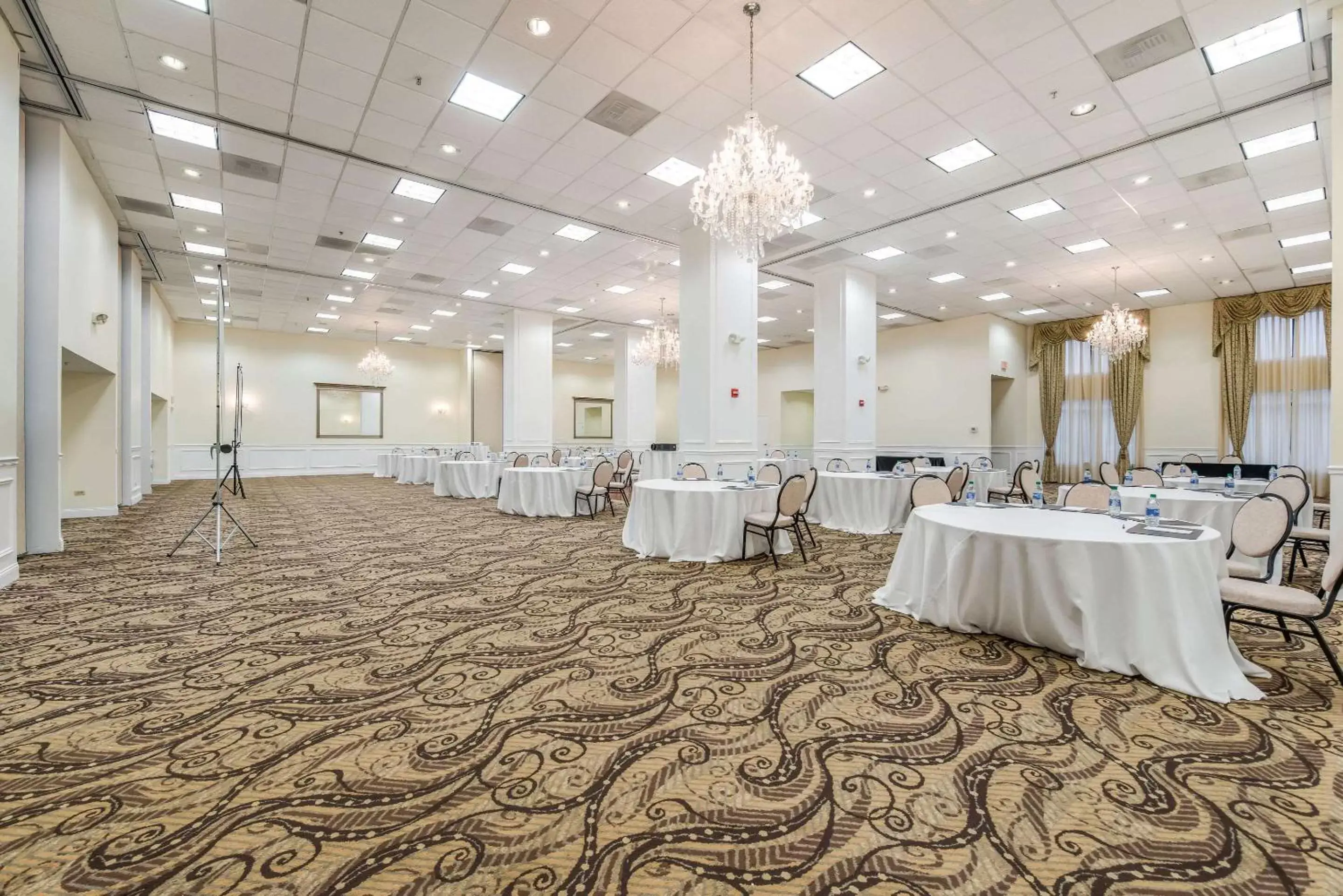 On site, Banquet Facilities in Comfort Suites Chicago O'Hare Airport