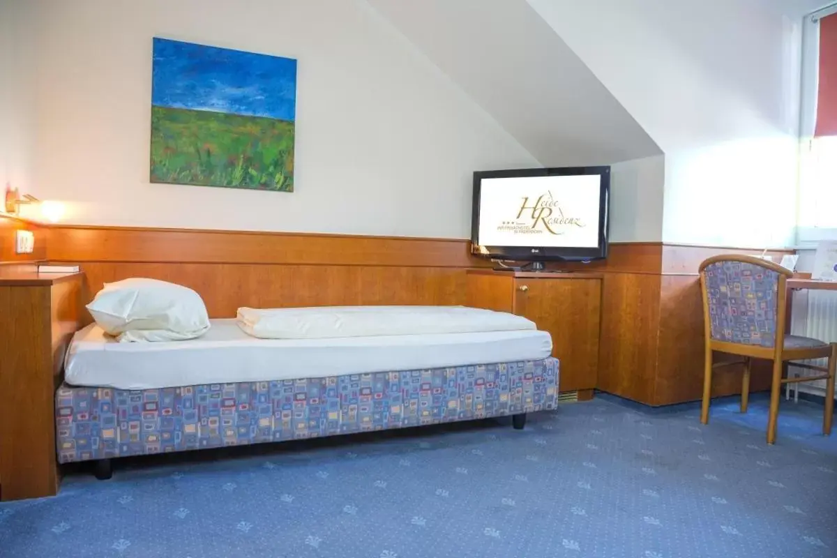 Bedroom, Bed in Hotel Heide Residenz