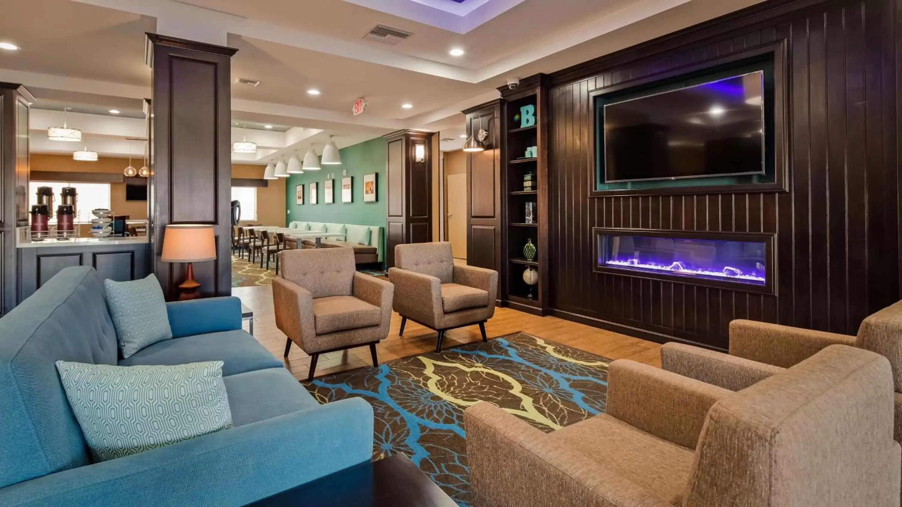 Lobby or reception, Lounge/Bar in Best Western Plus Taft Inn