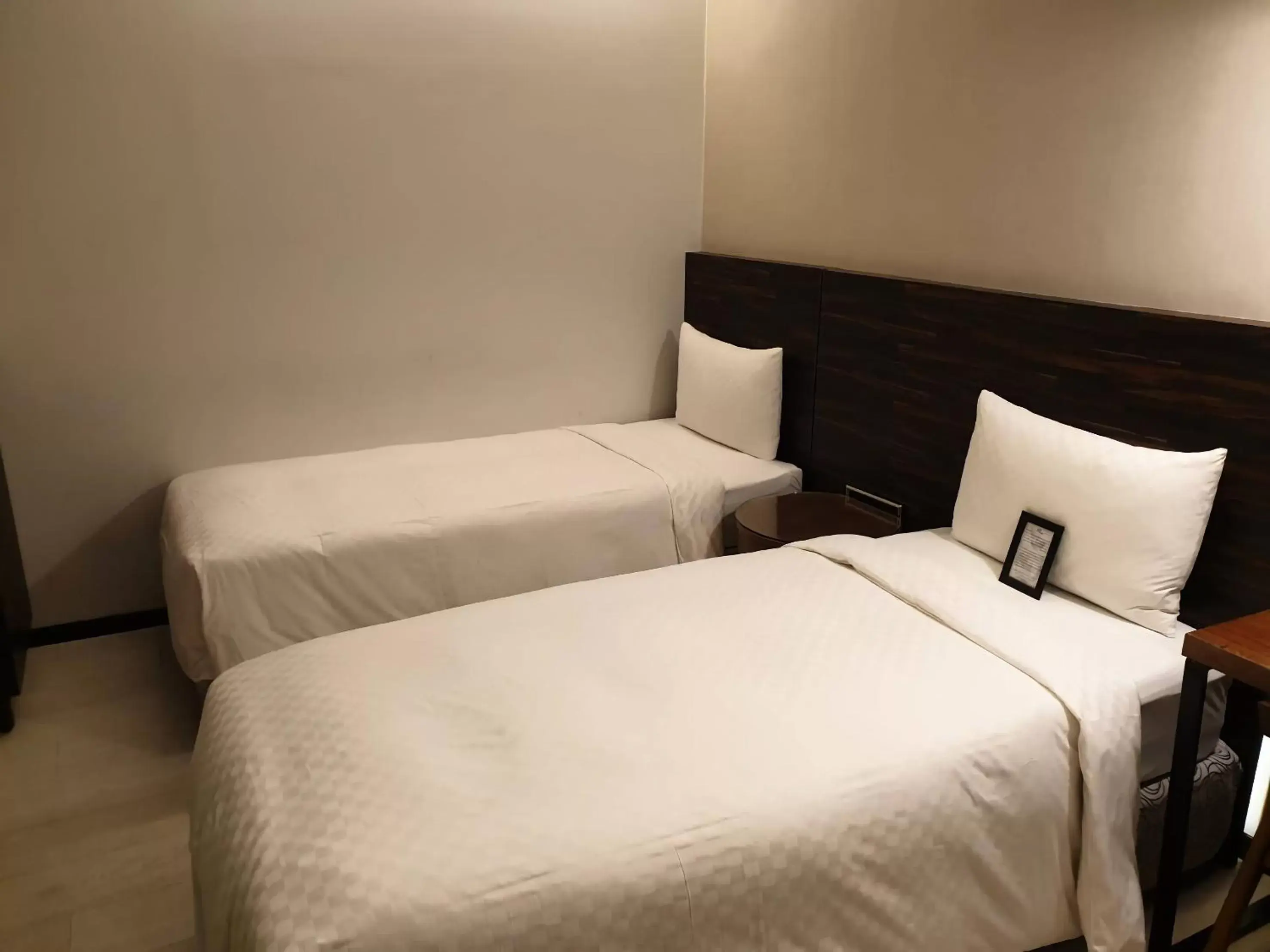 Photo of the whole room, Bed in CHECK inn Express Taipei Station