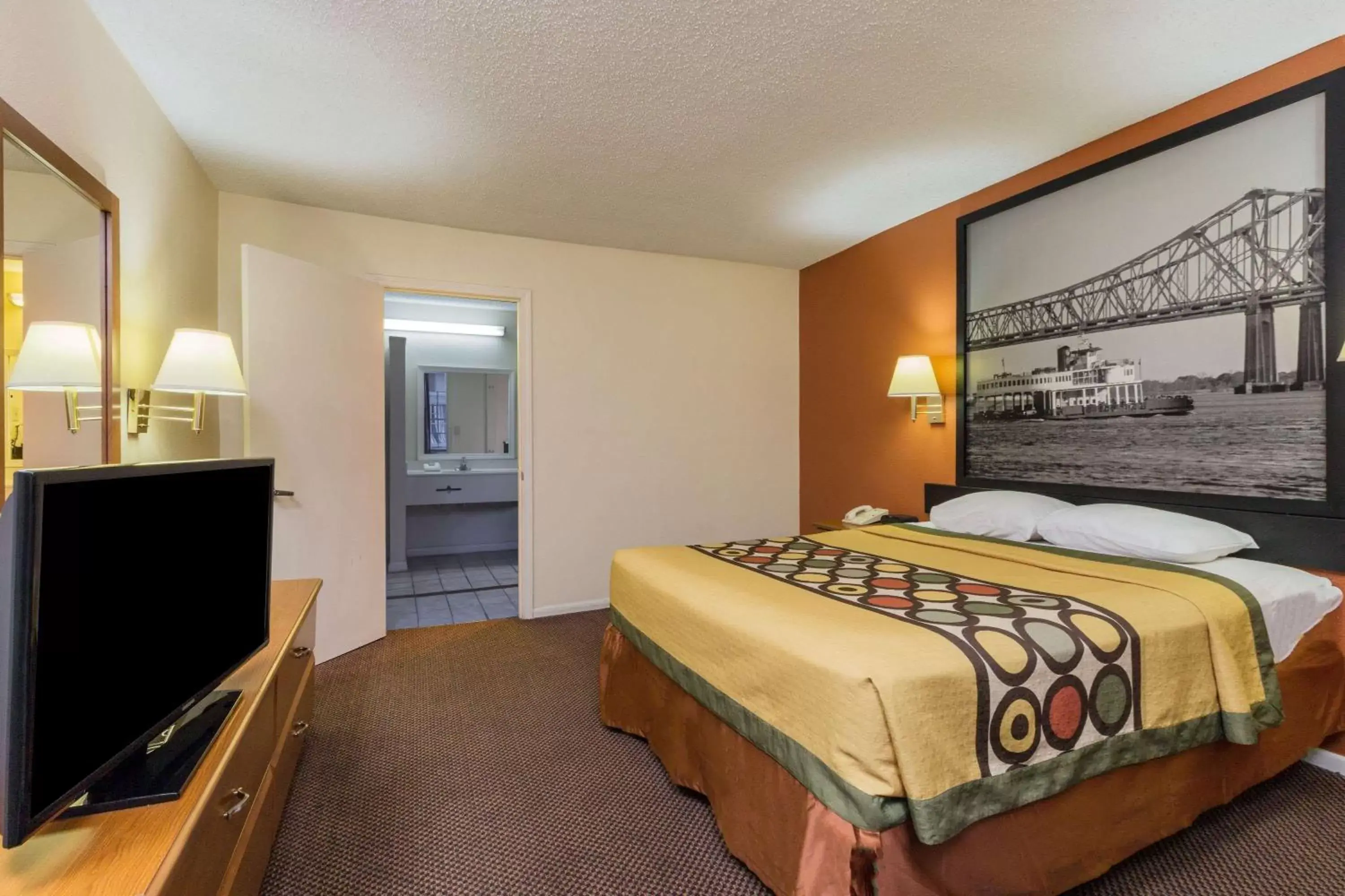 Photo of the whole room, Bed in Super 8 by Wyndham New Orleans