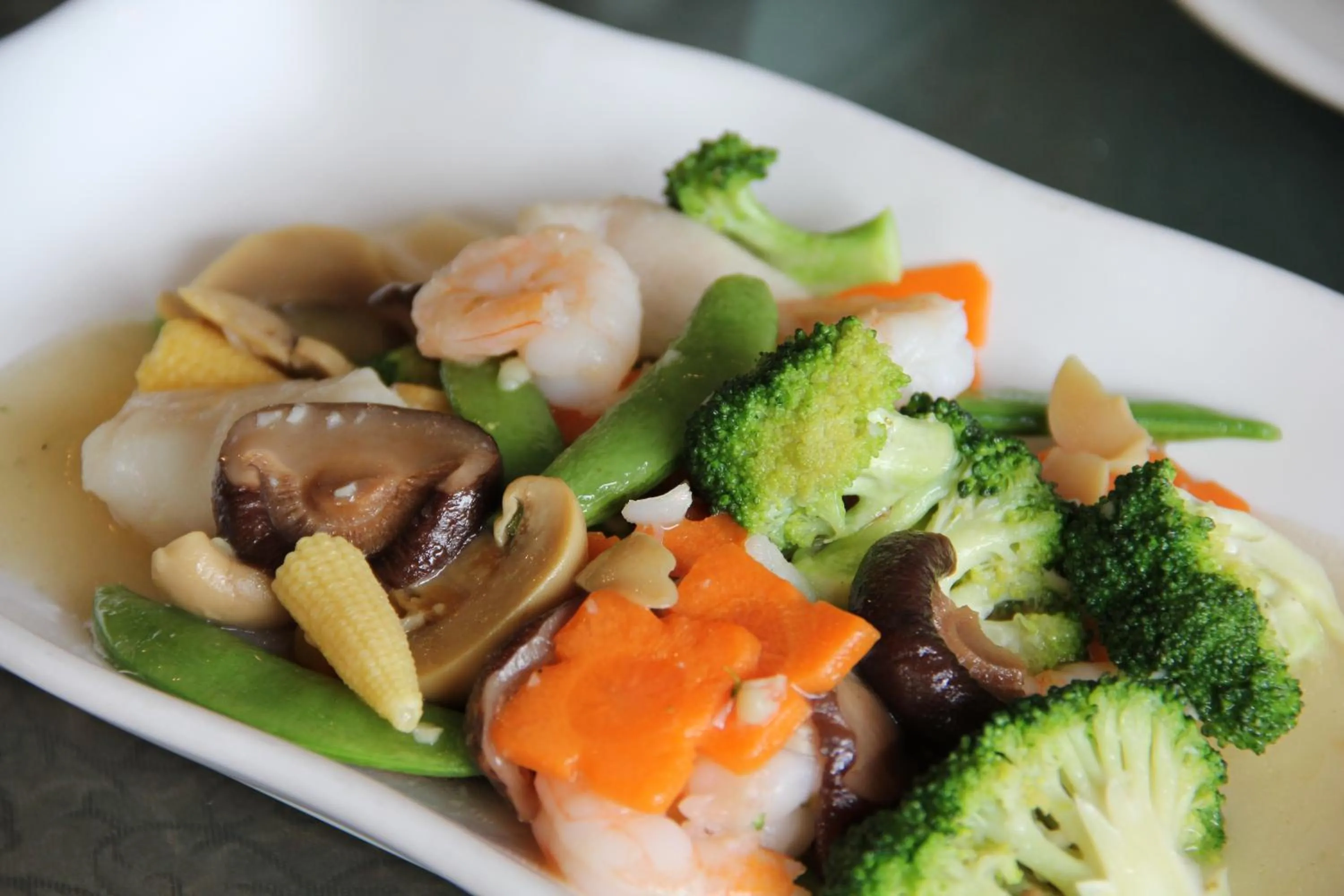 Restaurant/places to eat in Tiara Labuan Hotel