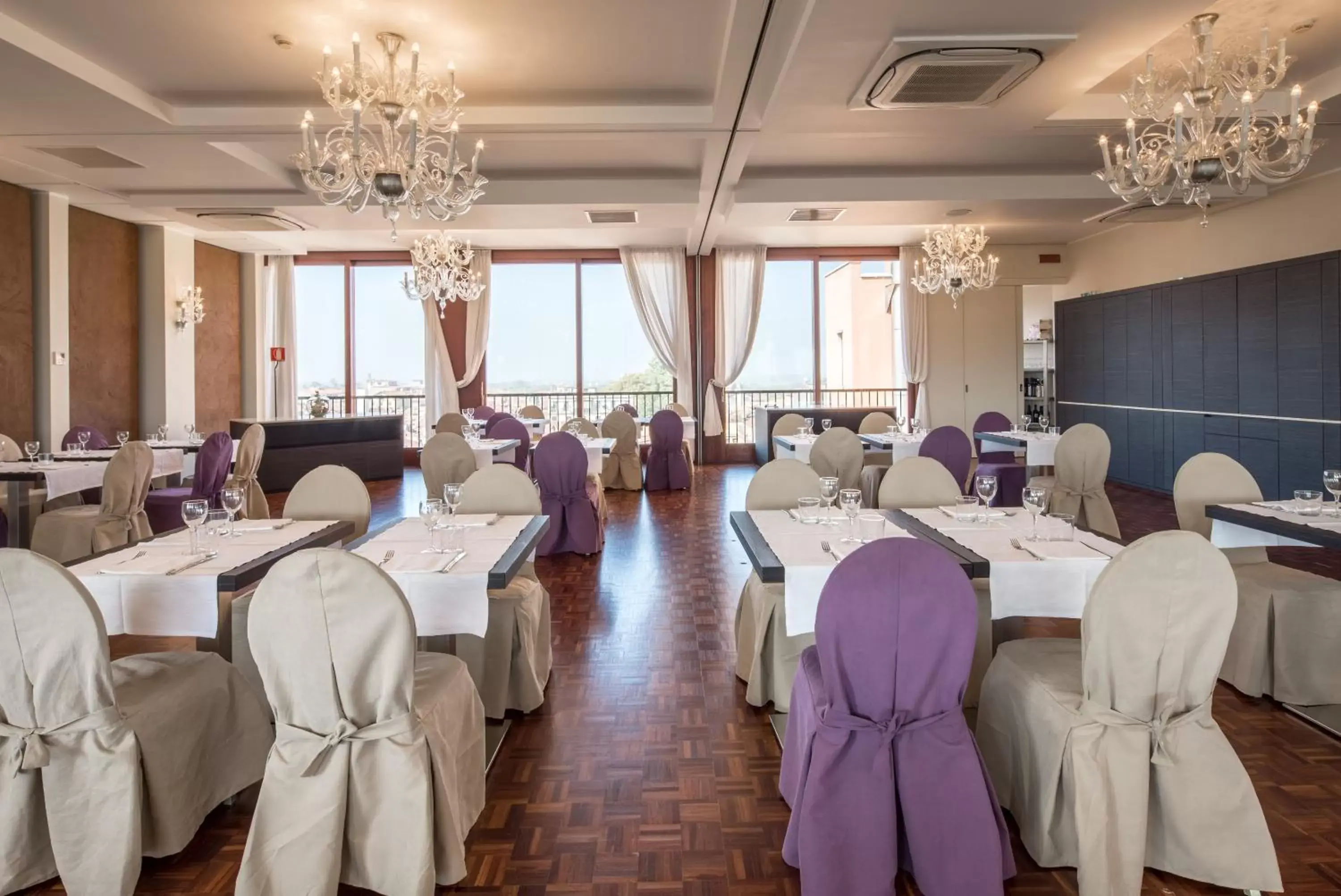 Banquet/Function facilities, Restaurant/Places to Eat in Grande Albergo Roma