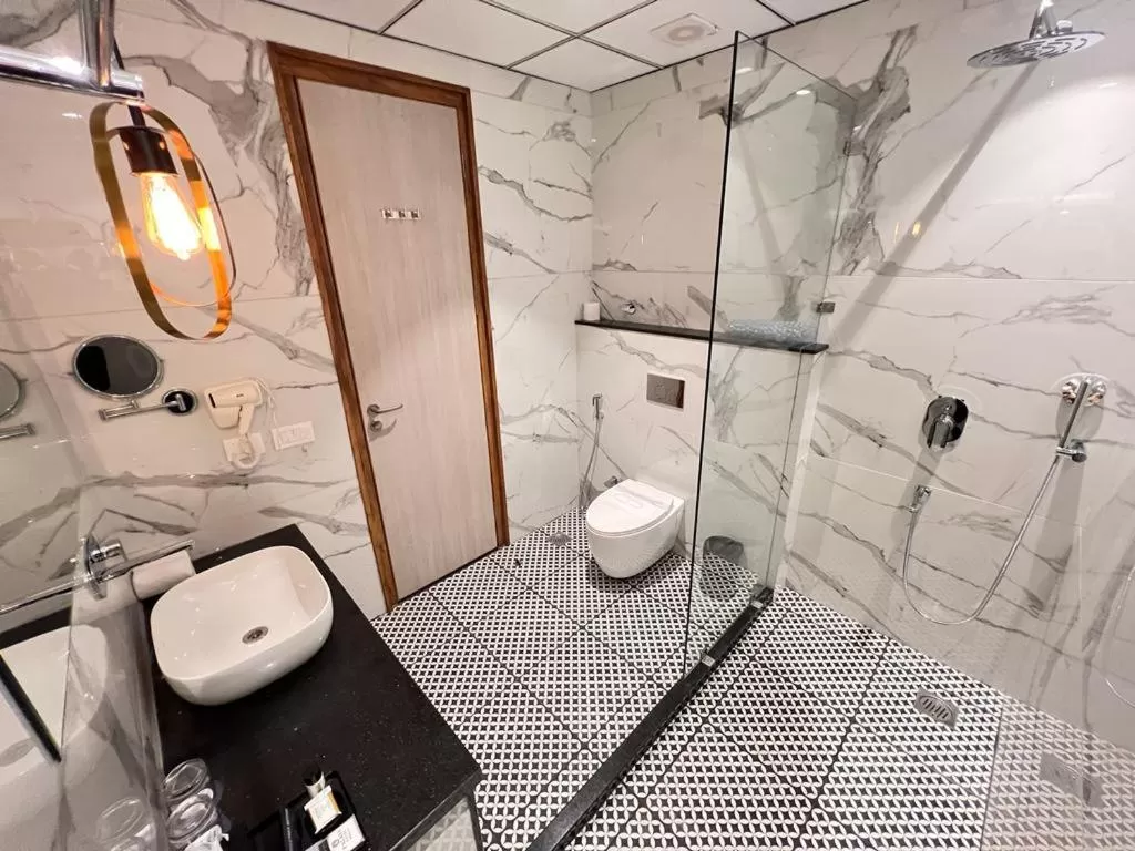 Shower in Palasa Hotel