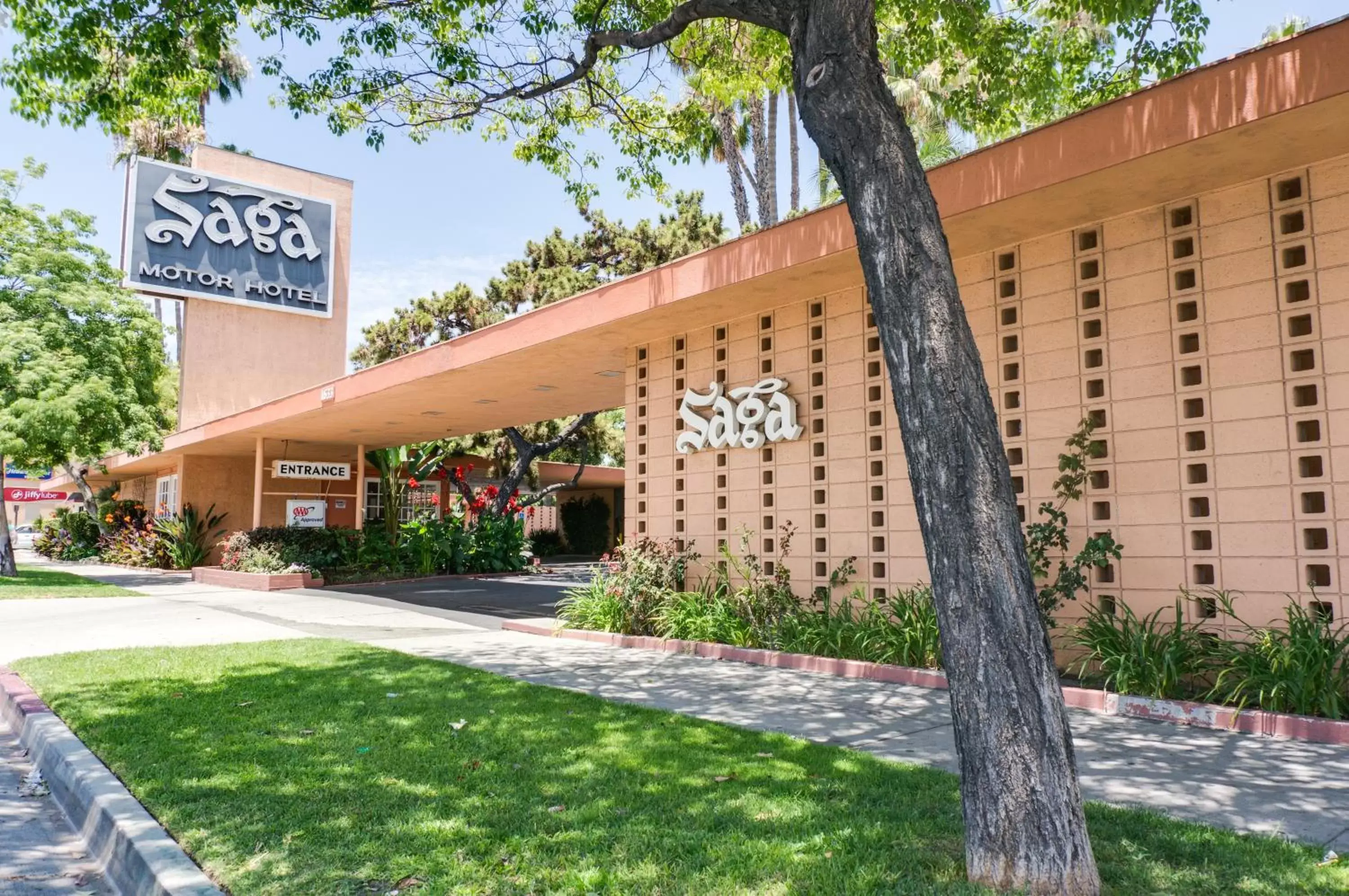 Facade/entrance, Property Building in Saga Motor Hotel Pasadena