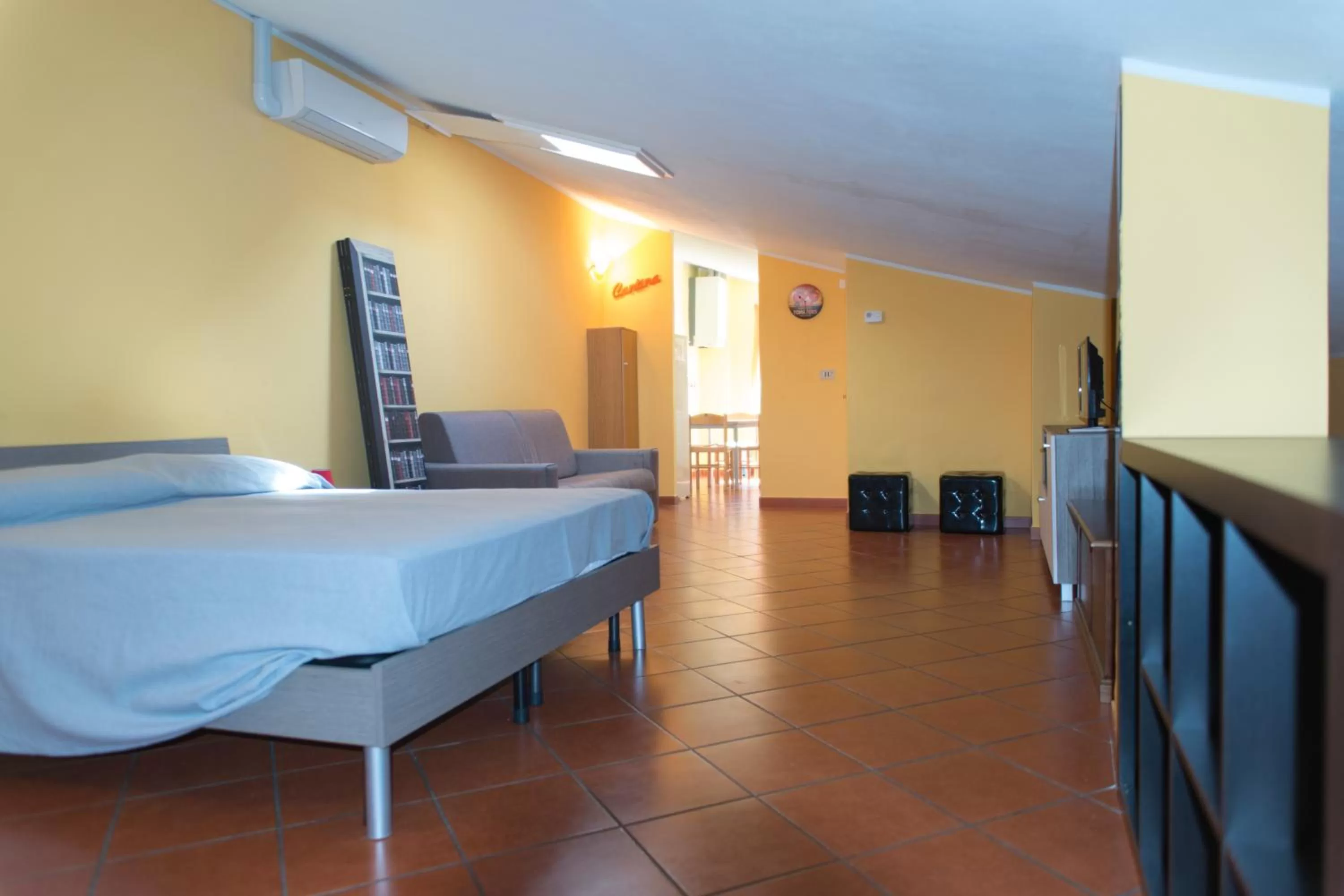 Photo of the whole room, Bed in Al Cardinale Rooms & Studios