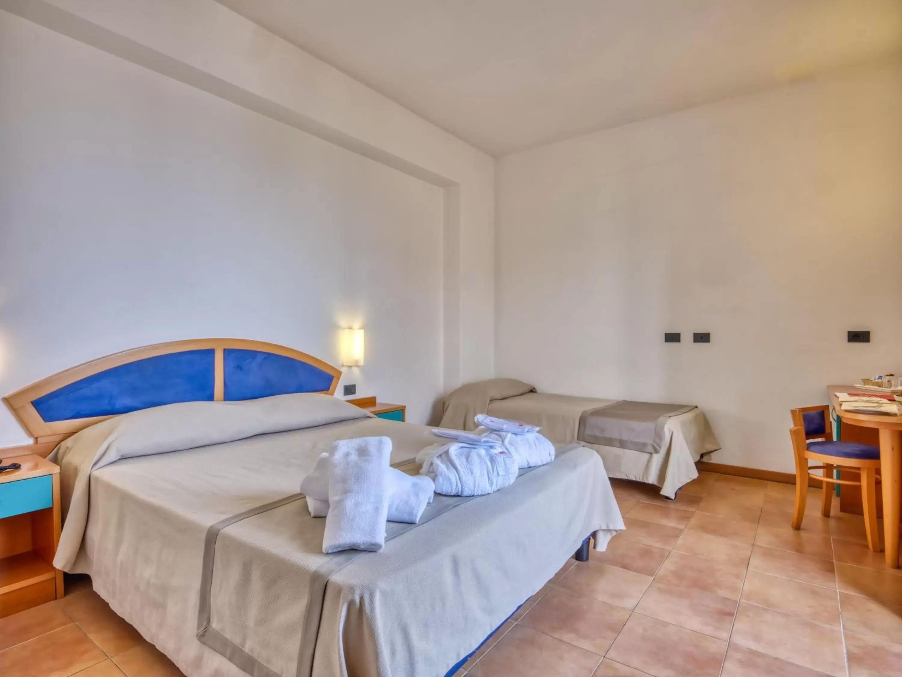Bedroom, Bed in Hotel Antares