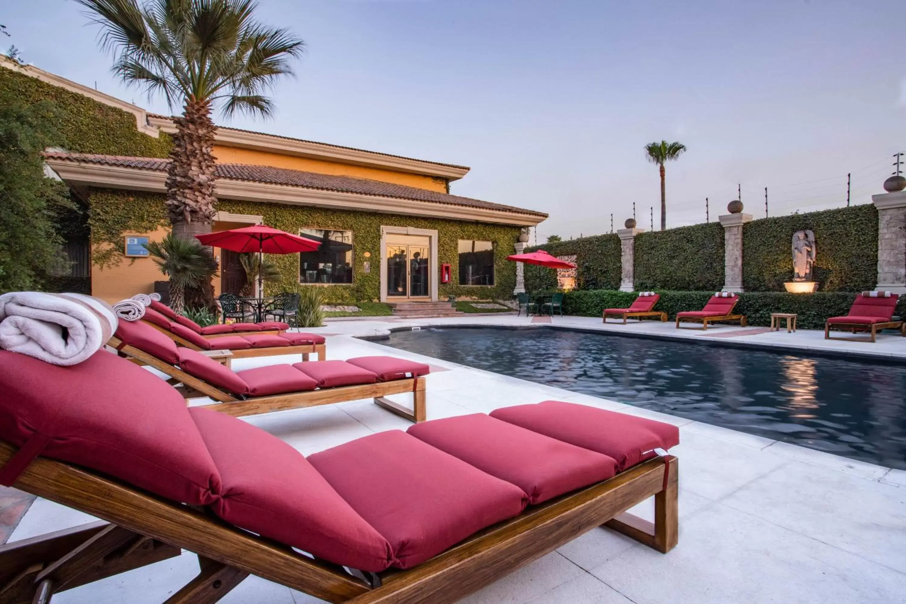 Swimming pool in Quinta Real Saltillo Swimming pool in Quinta Real Saltillo