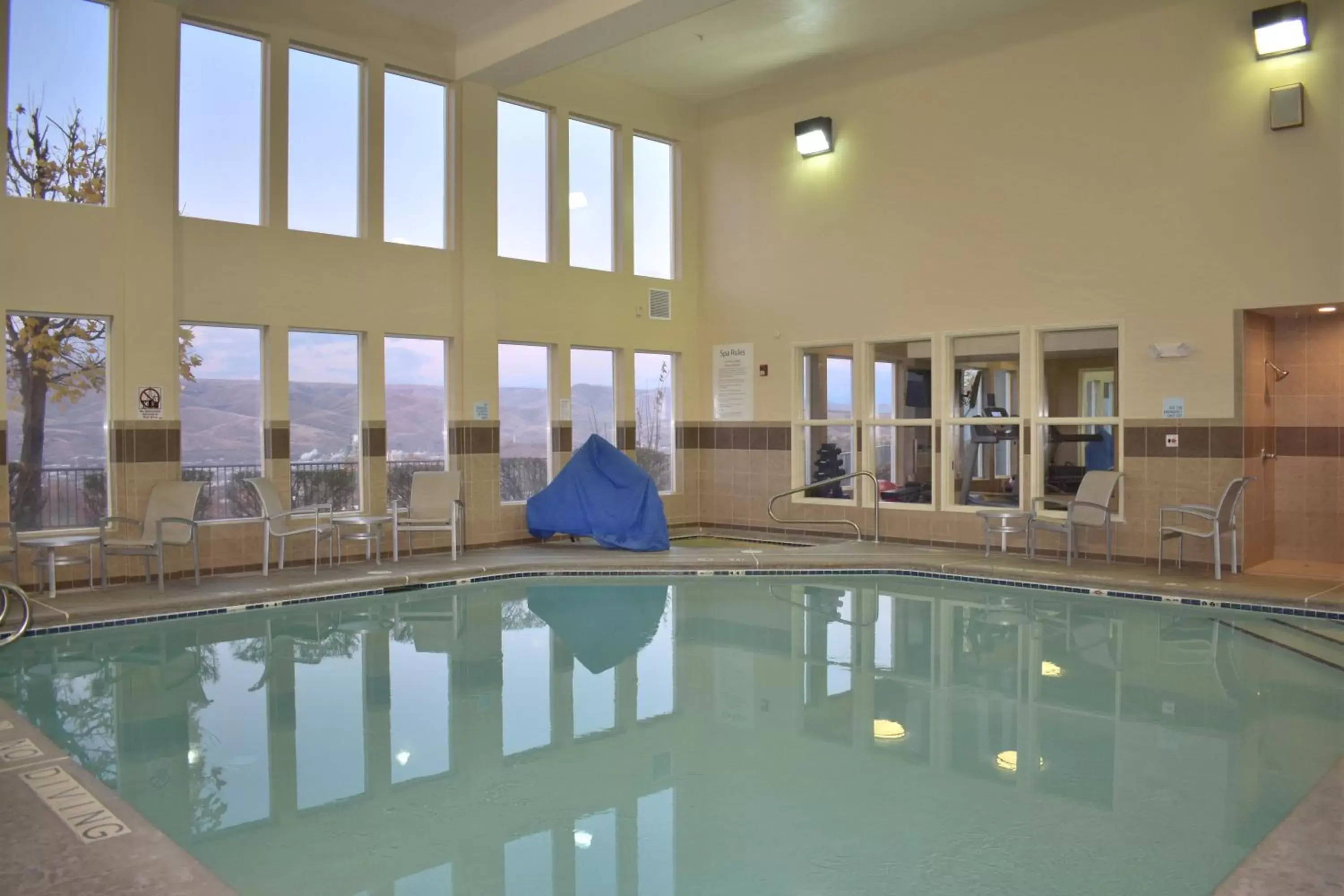 Swimming Pool in Holiday Inn Express Lewiston, an IHG Hotel