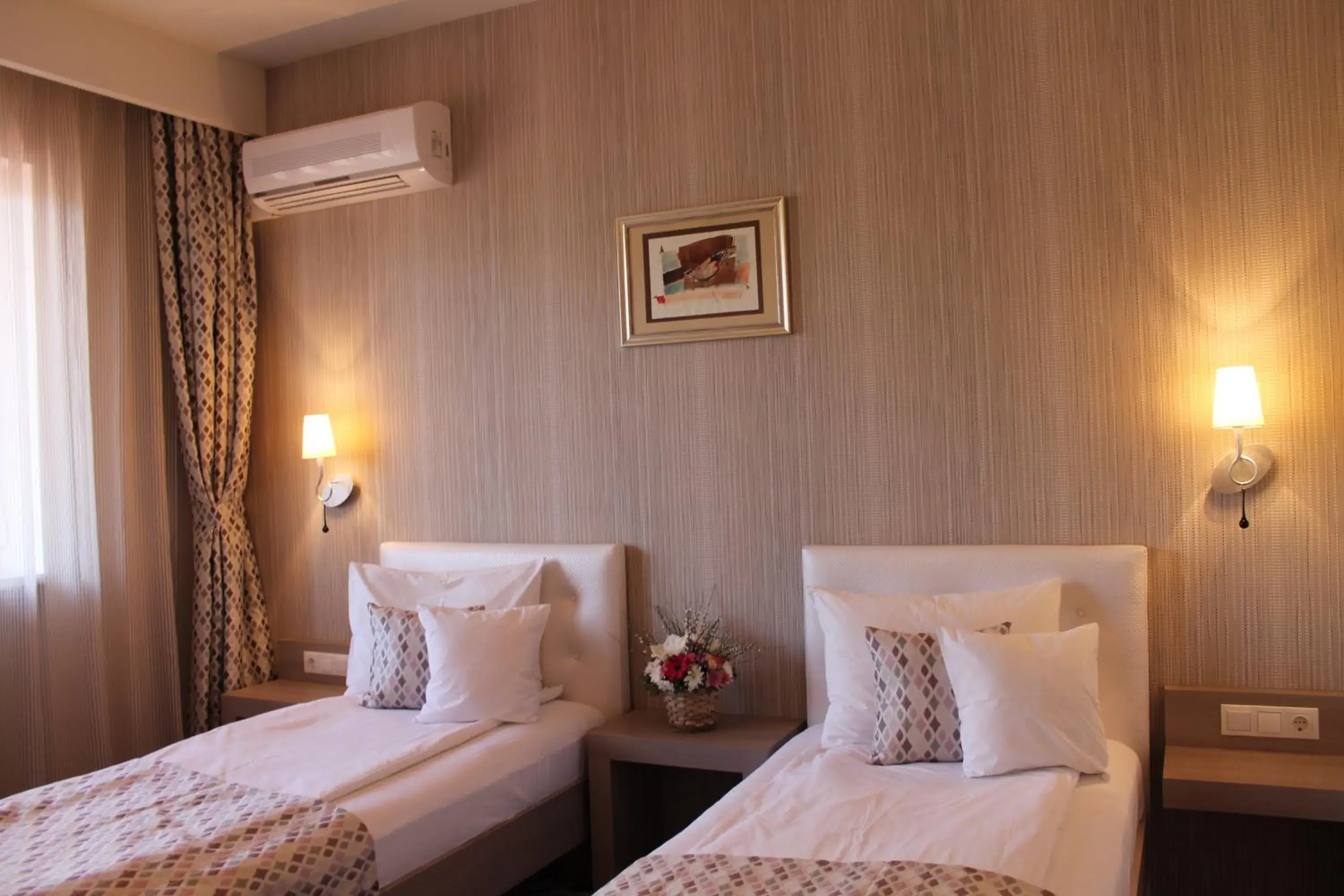 Decorative detail, Bed in Best Western Silva Hotel