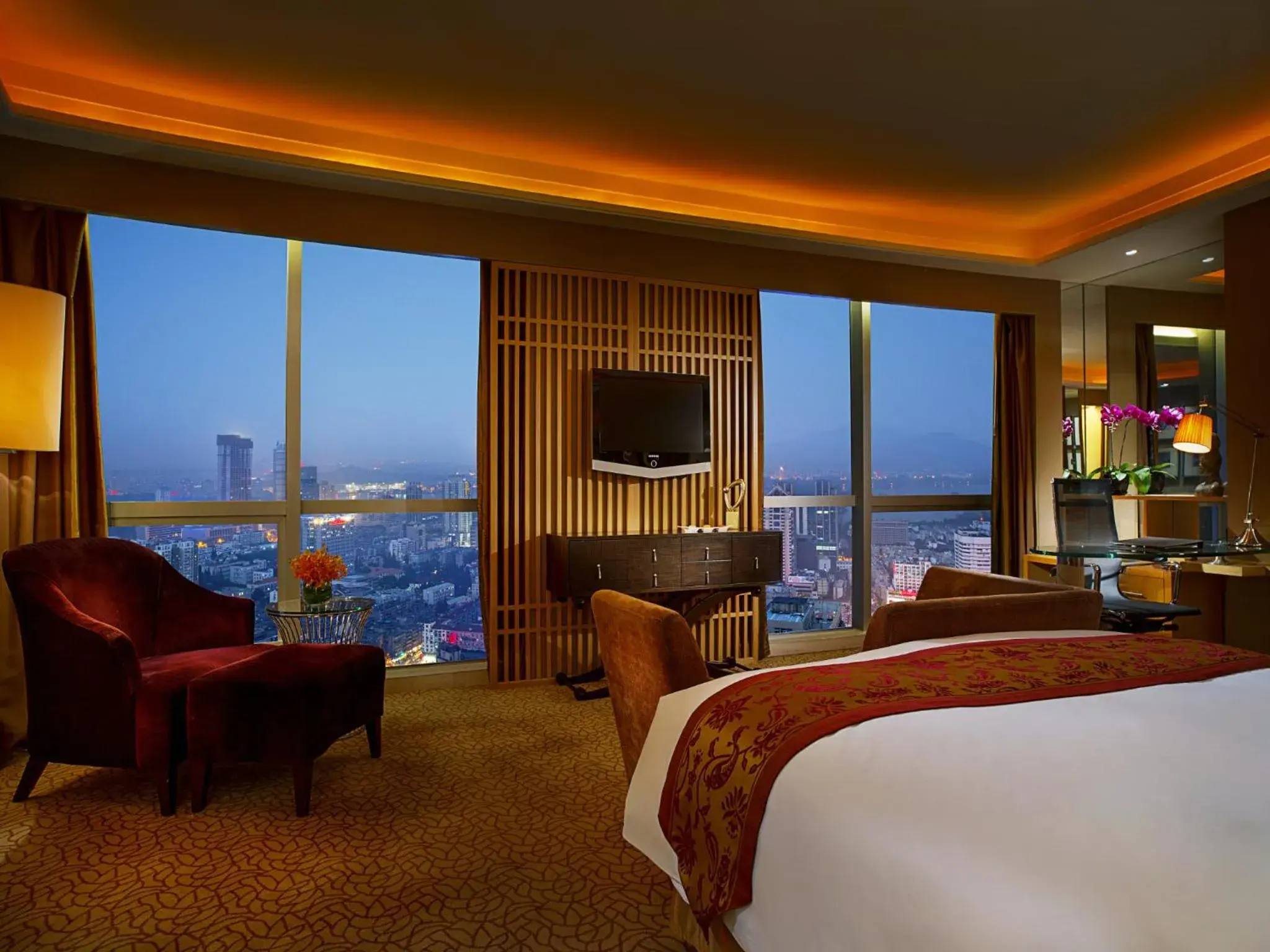 Photo of the whole room in Sofitel Nanjing Galaxy