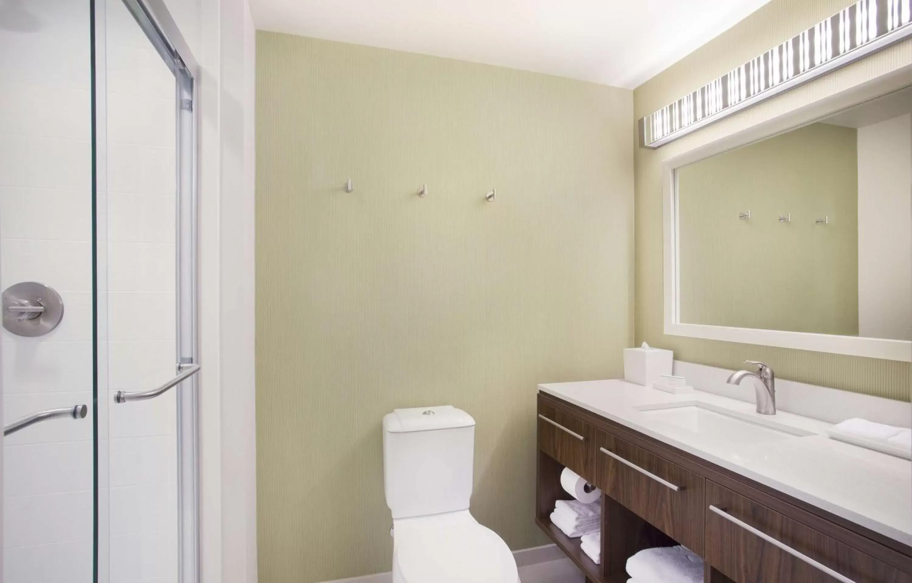 Bathroom in Home2 Suites By Hilton Oxford