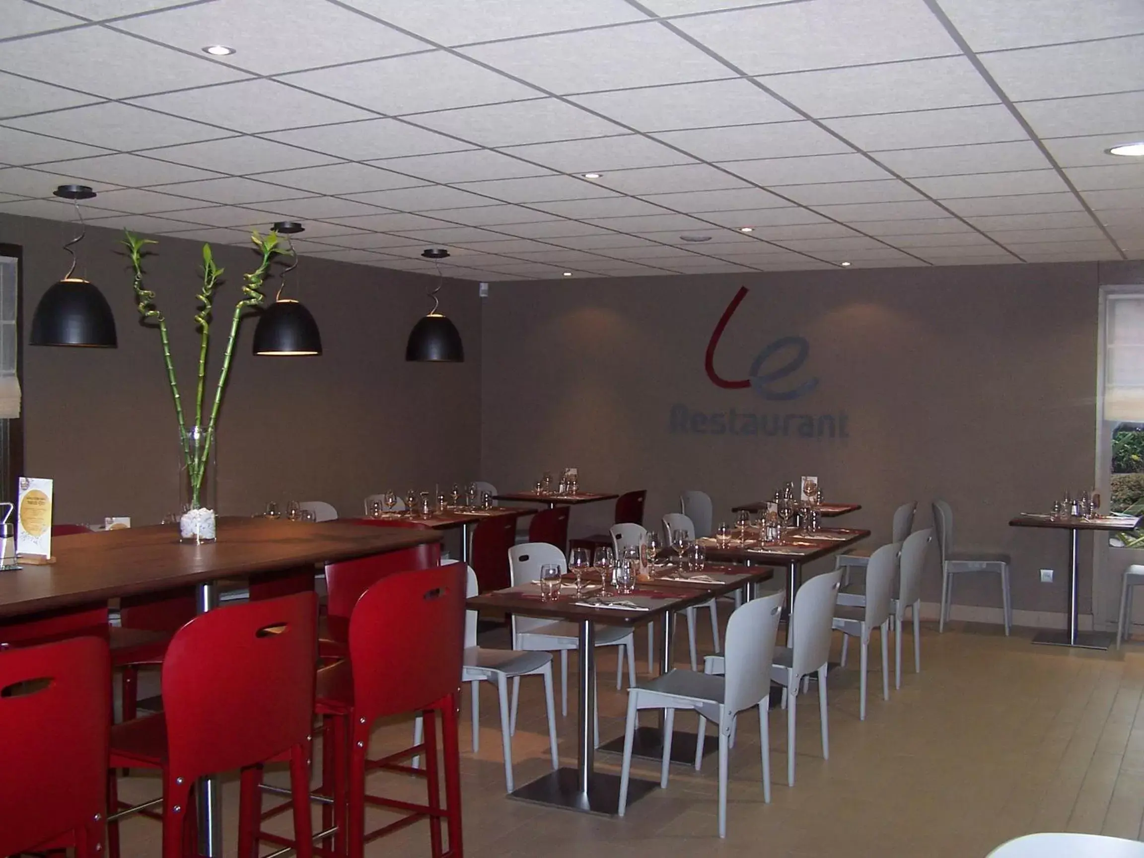 Restaurant/Places to Eat in Campanile Nantes ~ Saint-Herblain