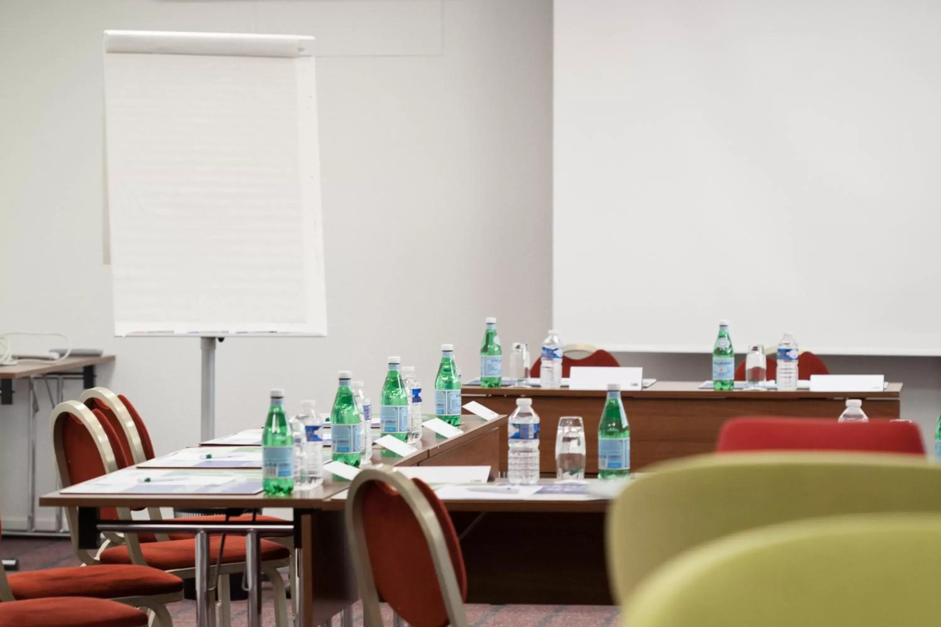 Meeting/conference room in Holiday Inn Express Amiens, an IHG Hotel