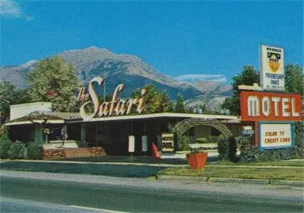 Property Building in Safari Motel