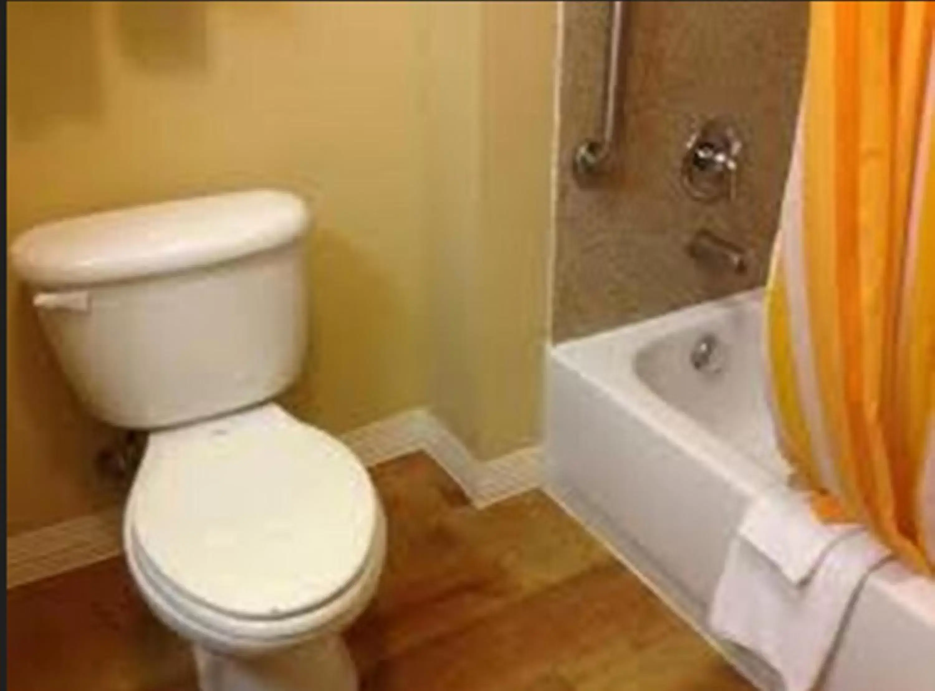 Toilet, Bathroom in La Quinta by Wyndham Waxahachie