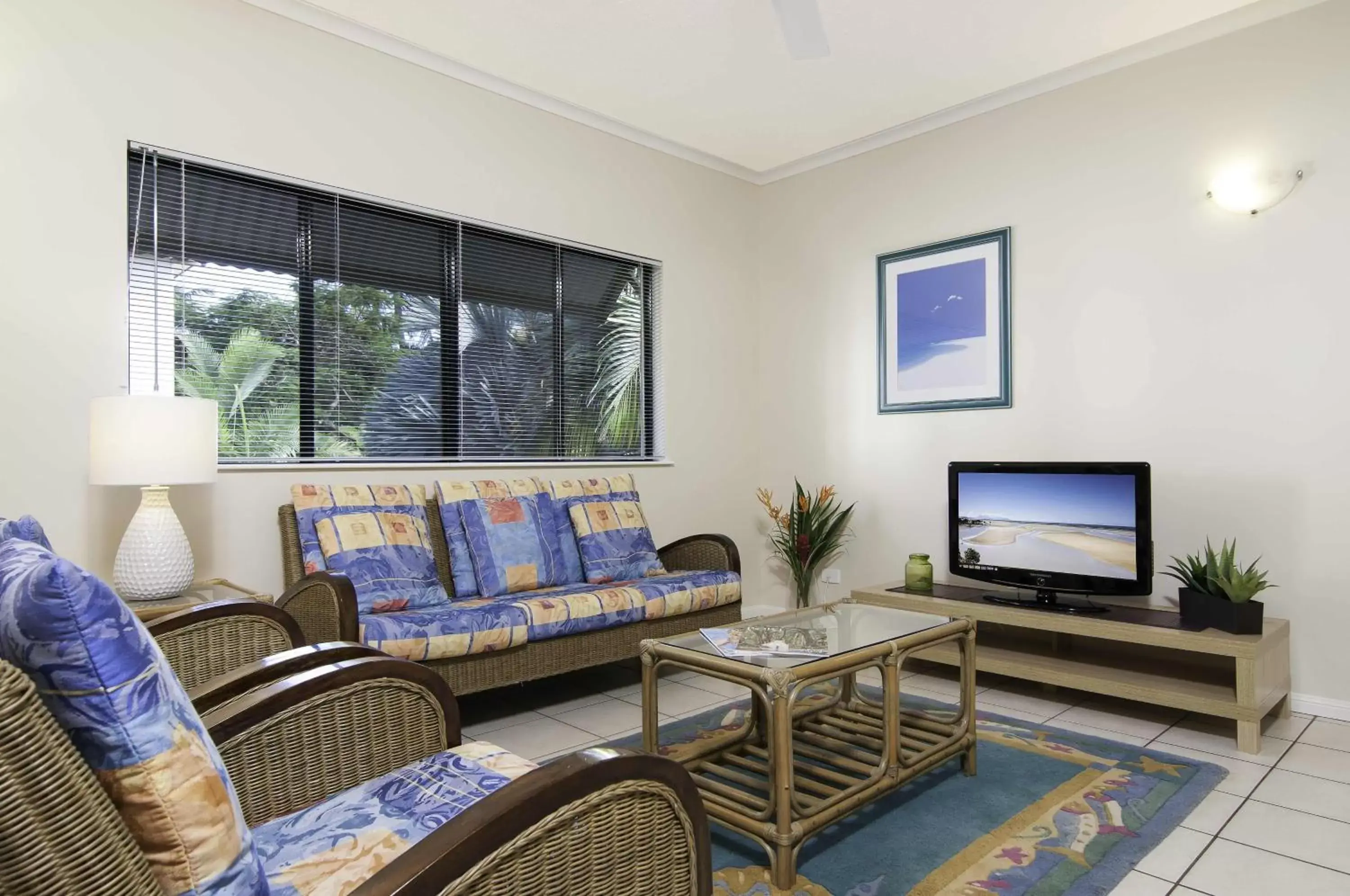 Living room, Seating Area in Bay Villas Resort