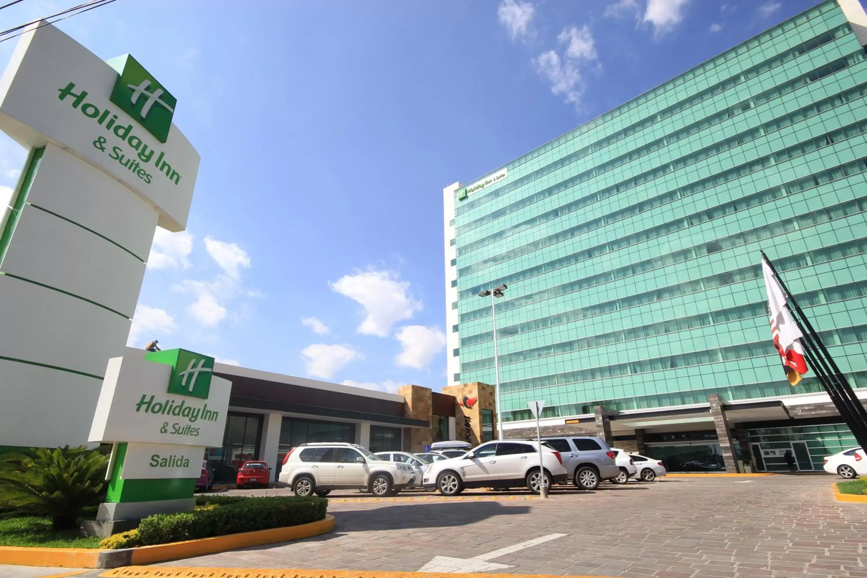 Property Building in Holiday Inn & Suites Plaza Mayor, an IHG Hotel