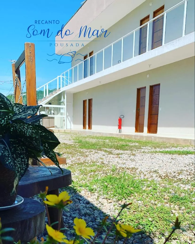 Property Building in Pousada Recanto Som do Mar