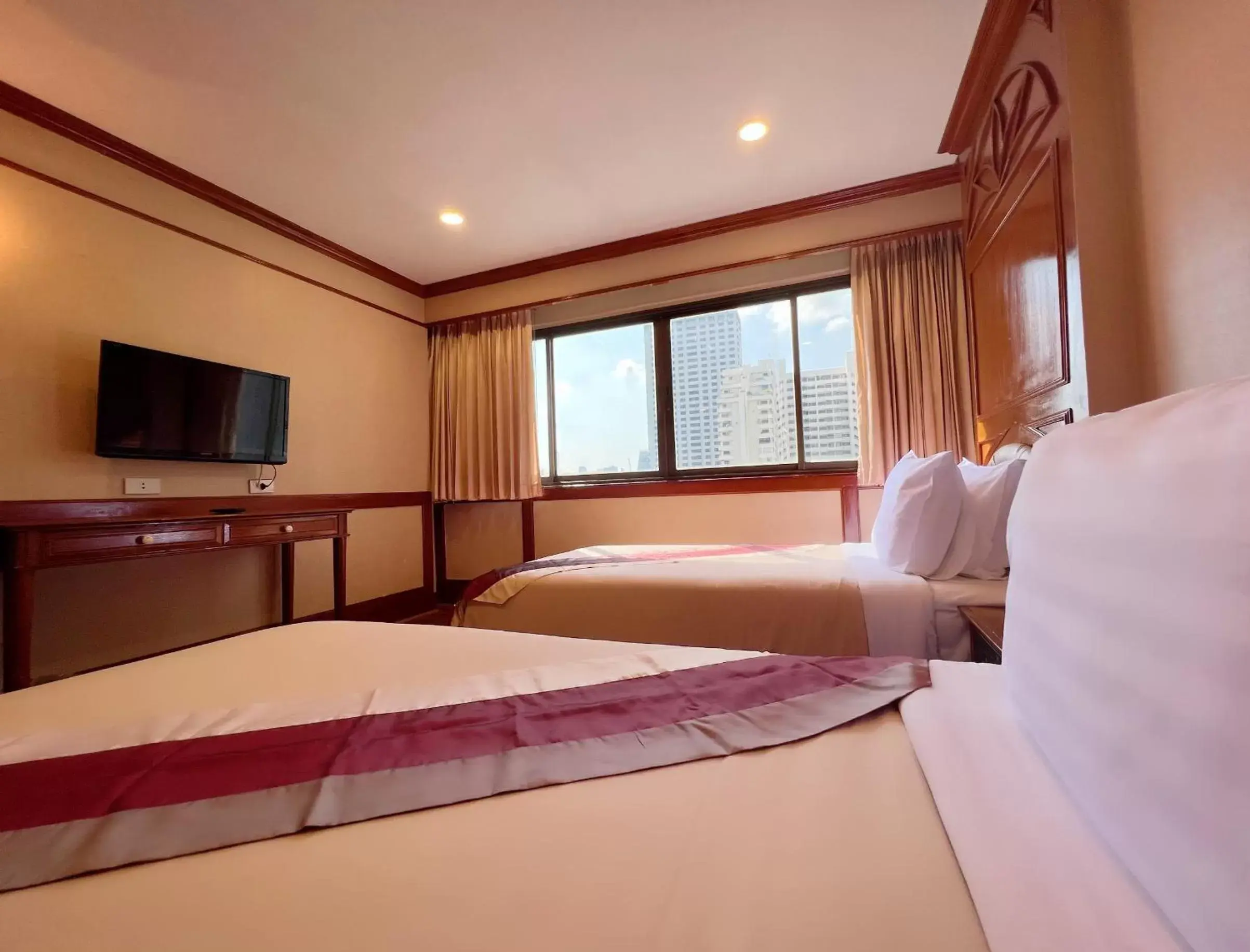 Bedroom, Bed in The Promenade Hotel - SHA Plus