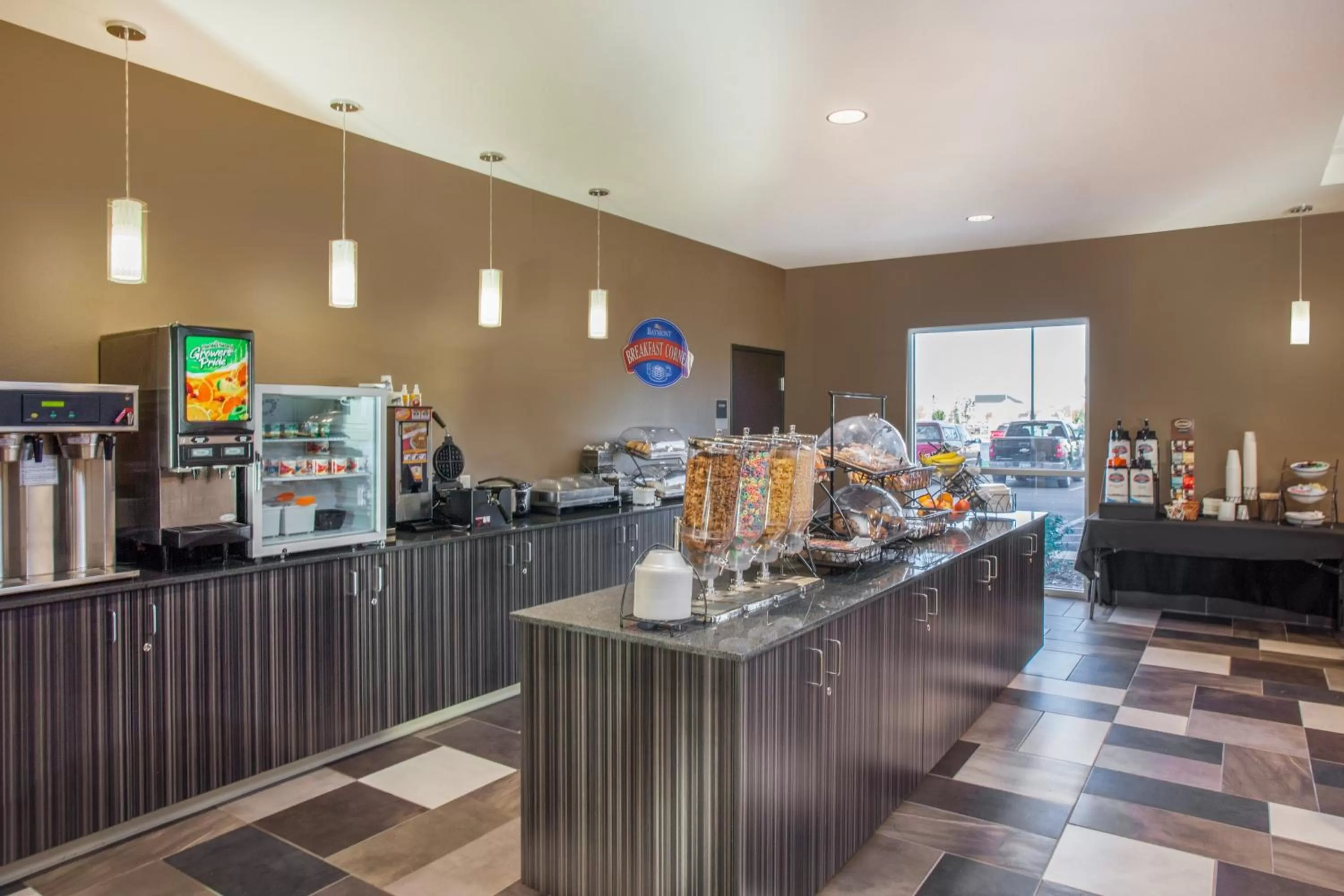 Food in Baymont by Wyndham Grand Forks