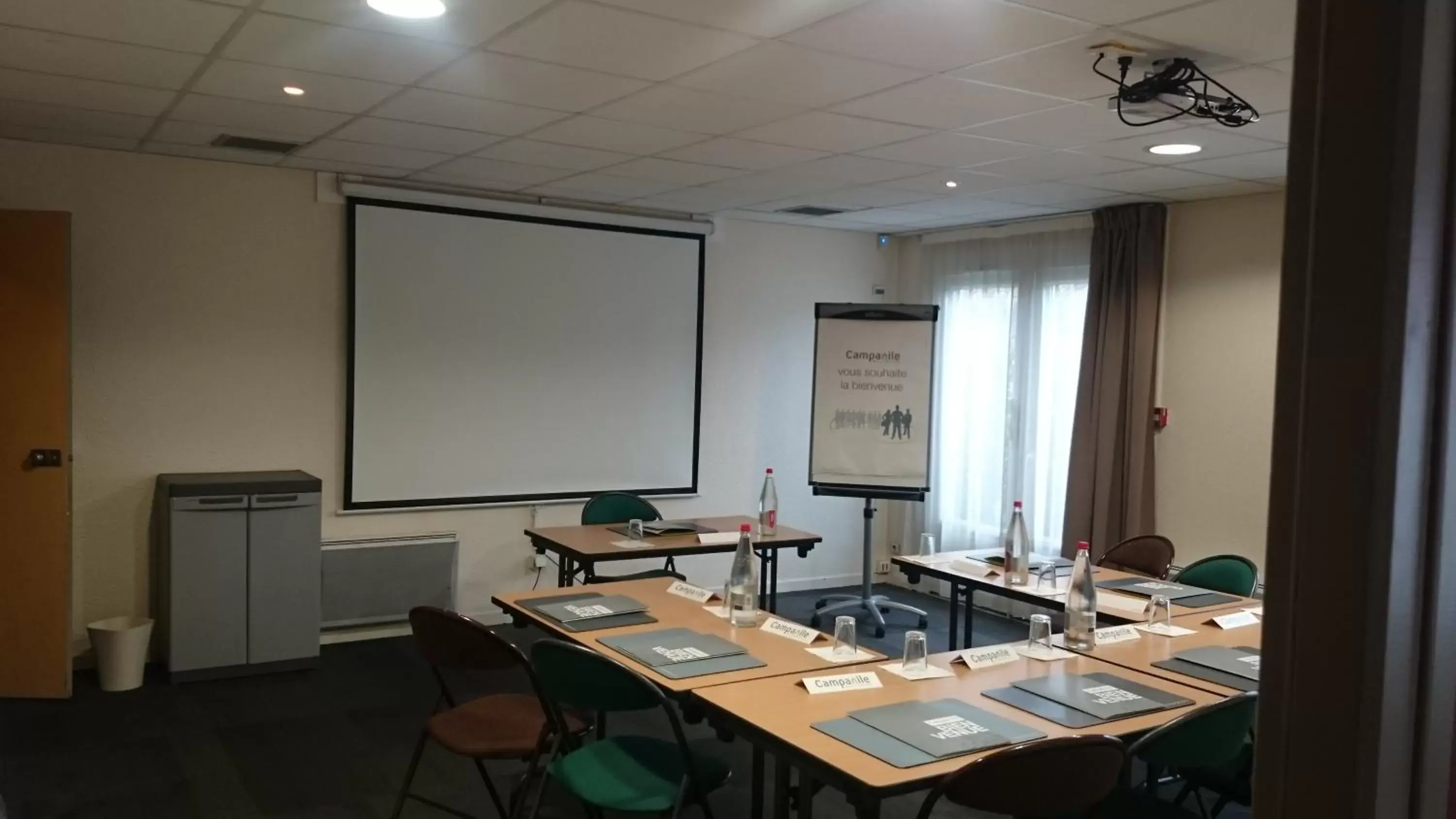 Meeting/conference room in Campanile Bayonne