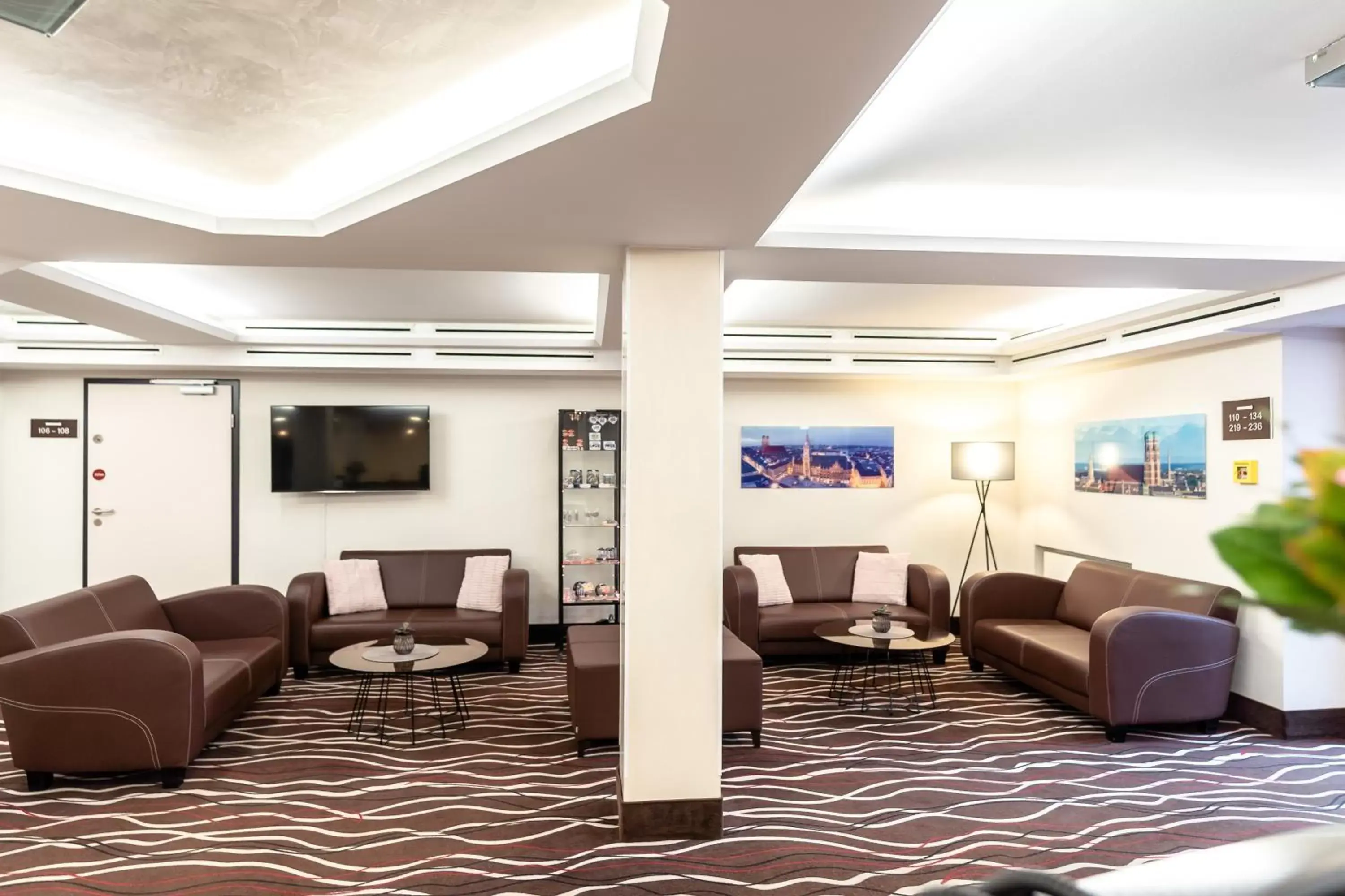 Lounge or bar, Lobby/Reception in Hotel Demas Garni