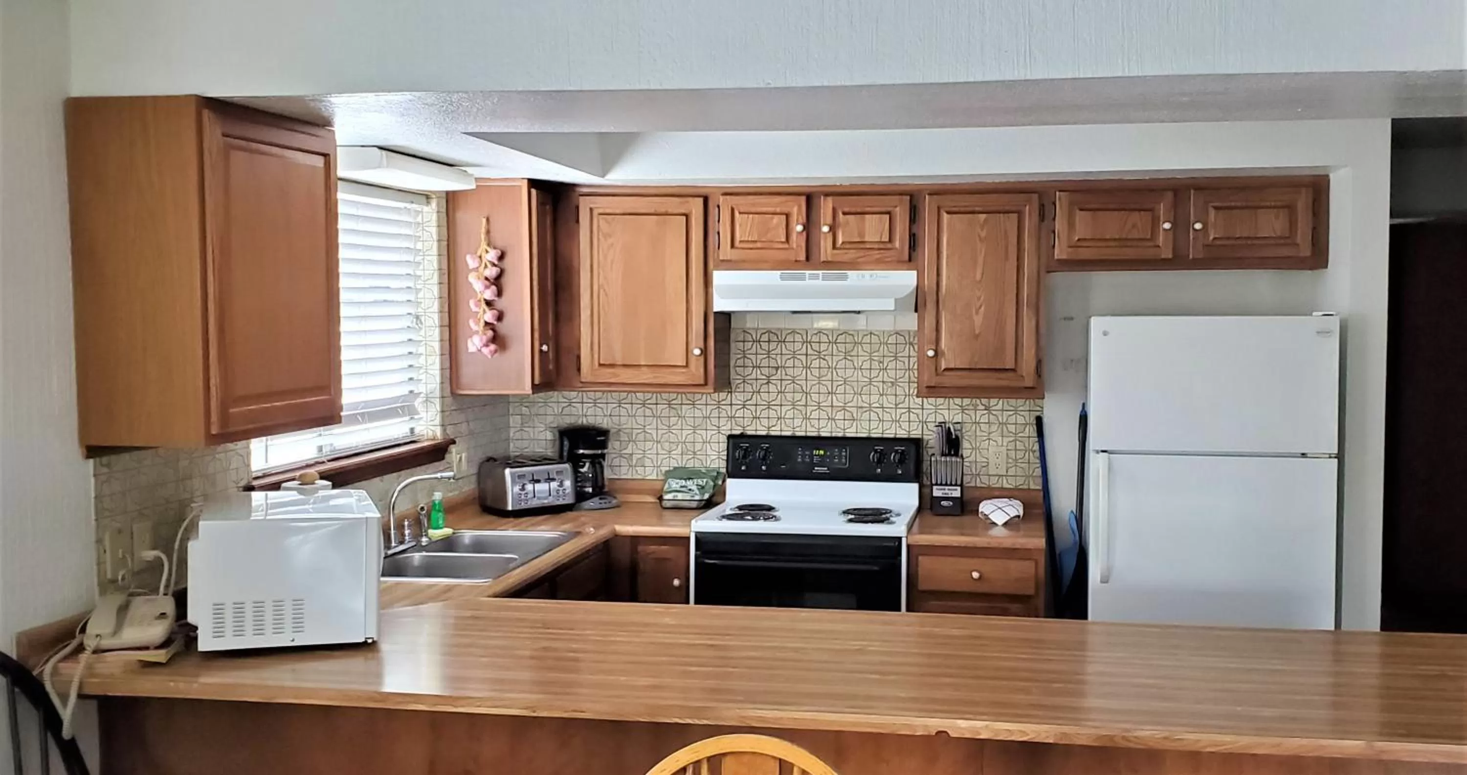 Kitchen or kitchenette in High Sierra Condominiums