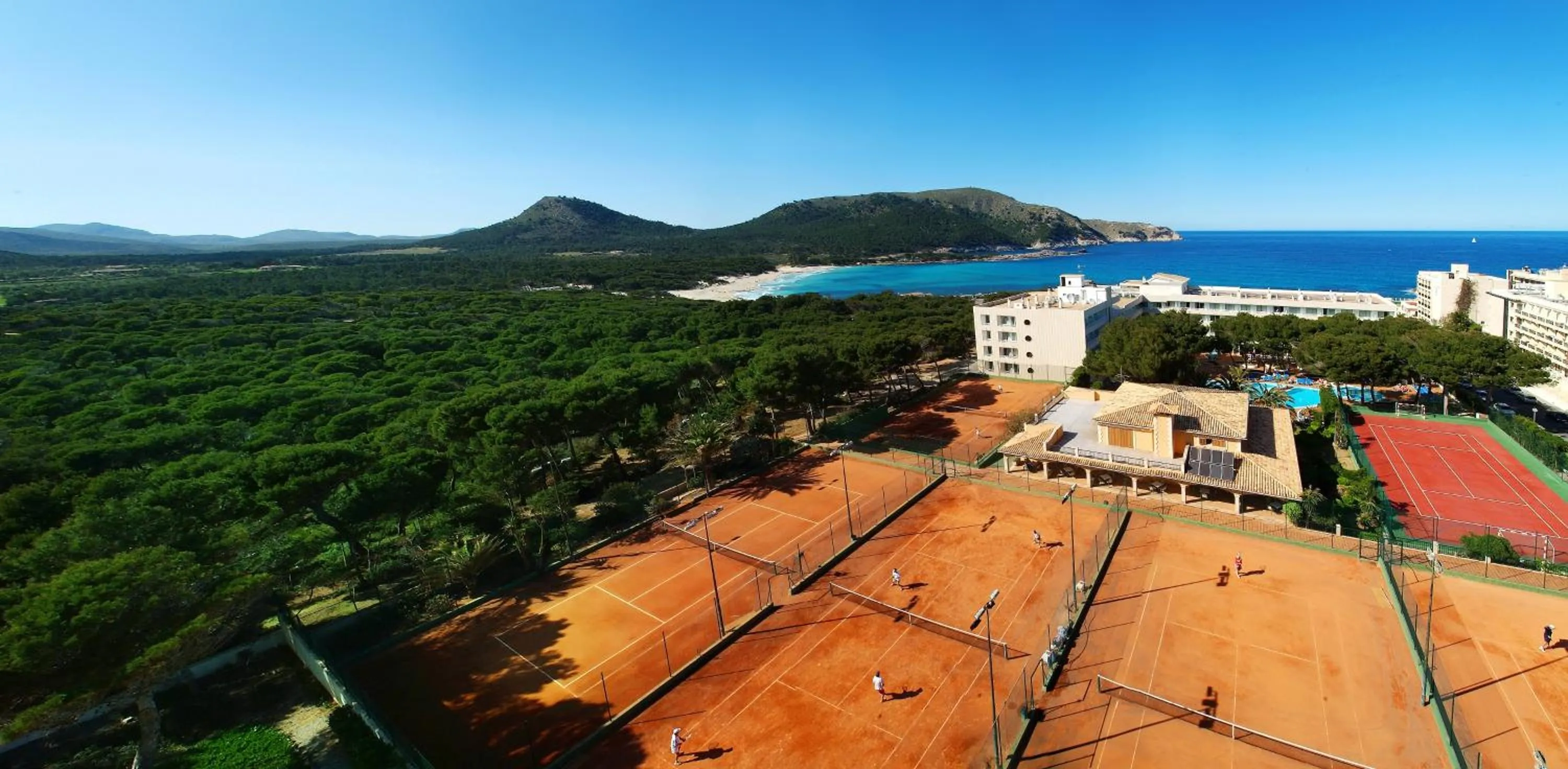 Bird's eye view in Hotel & Spa S'Entrador Playa