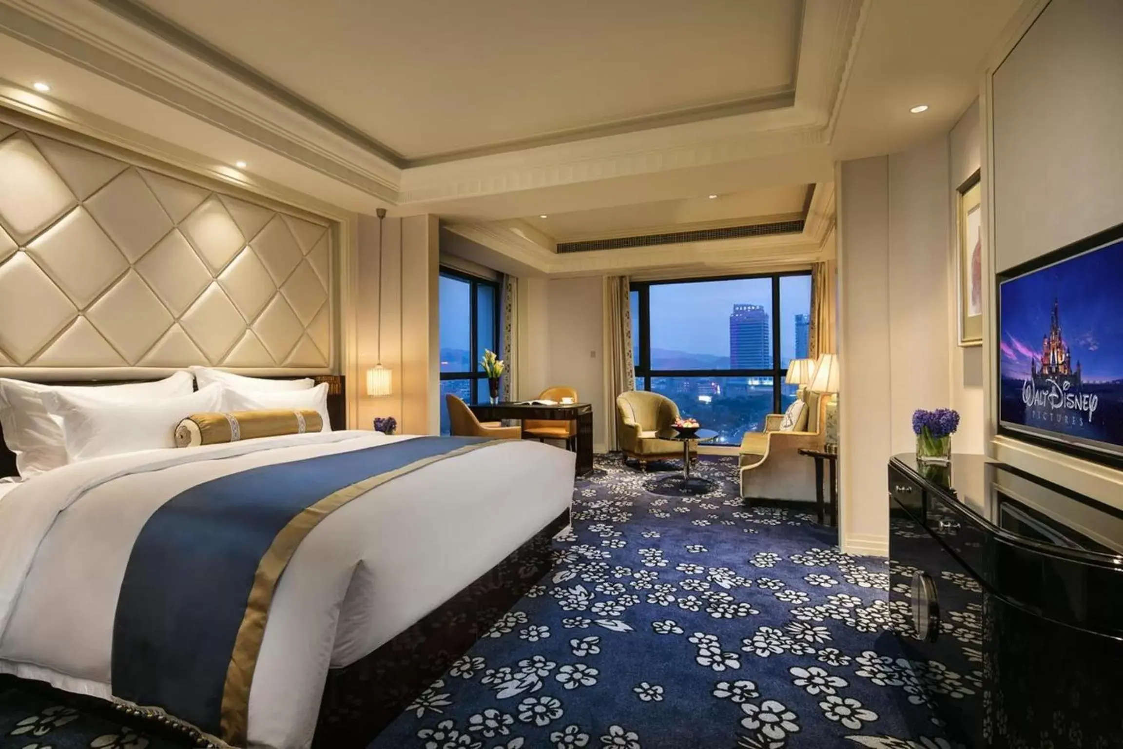 Bedroom, Bed in The Pury Hotel Bedroom, Bed in The Pury Hotel