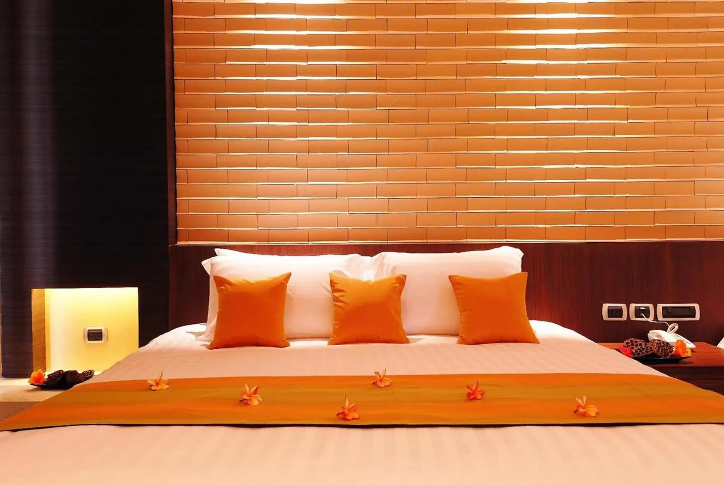 Decorative detail, Bed in The Zign Hotel Premium Villa