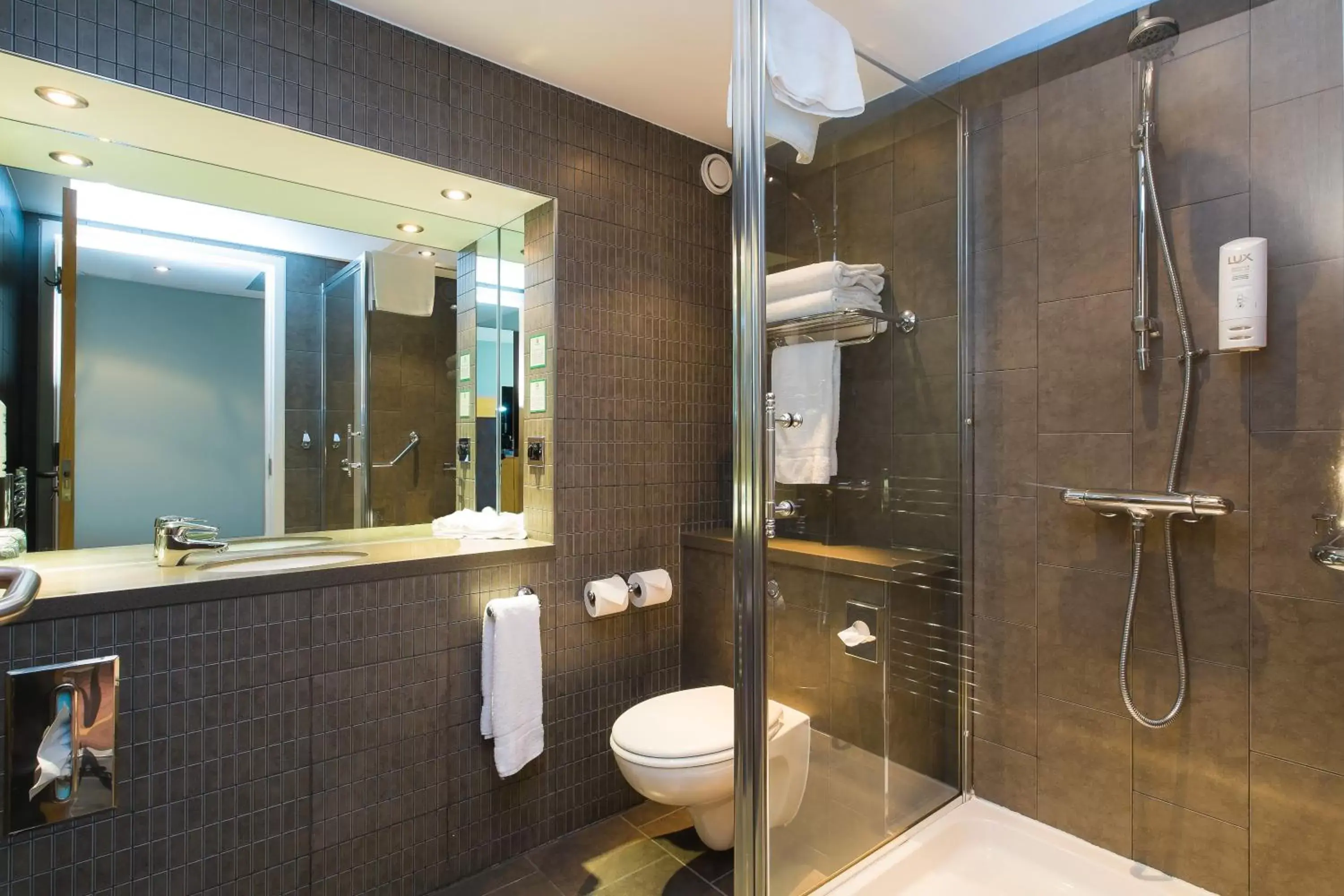 Photo of the whole room, Bathroom in Holiday Inn Aberdeen West, an IHG Hotel