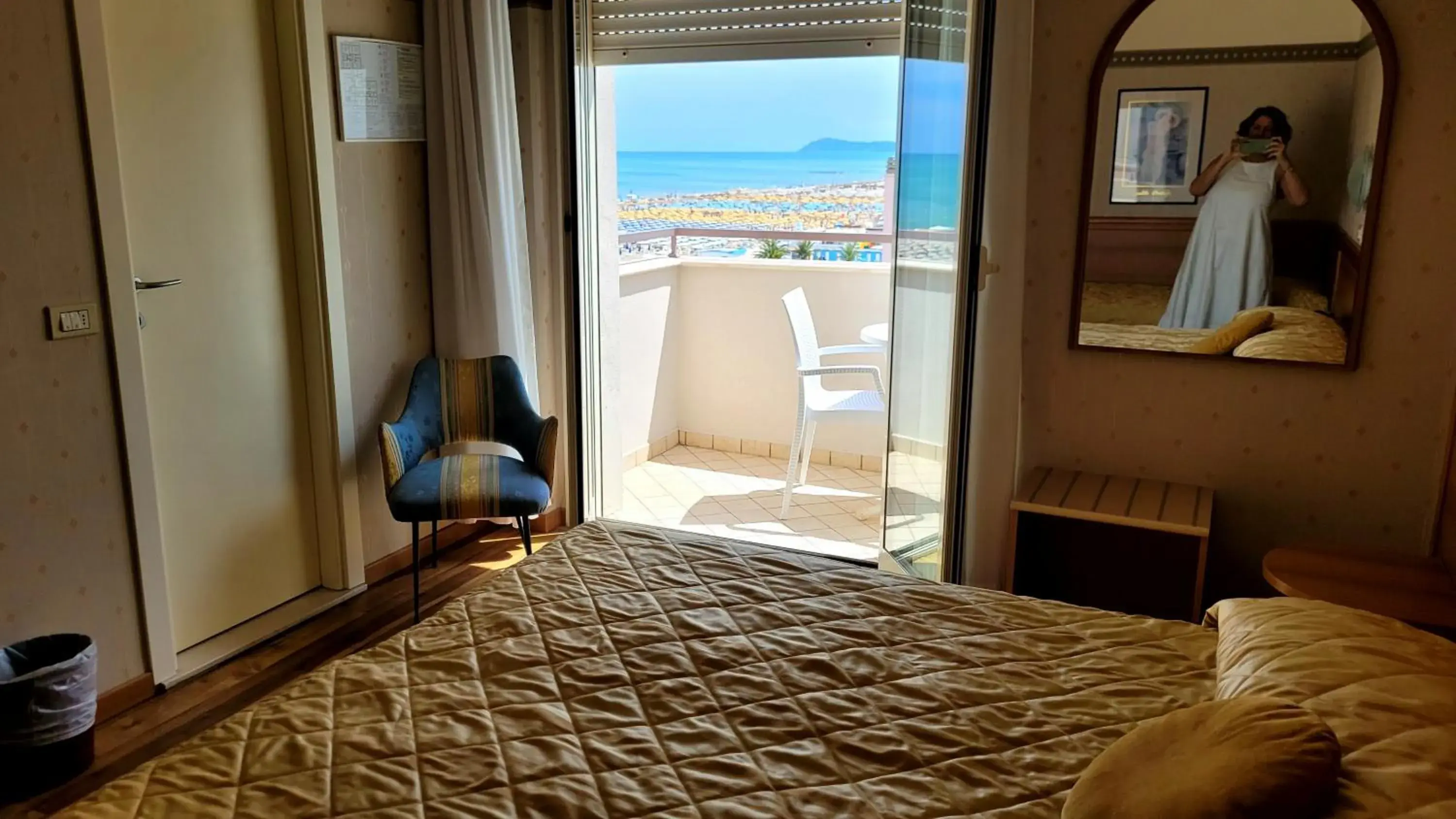 Sea view, Bed in Hotel San Francisco Spiaggia