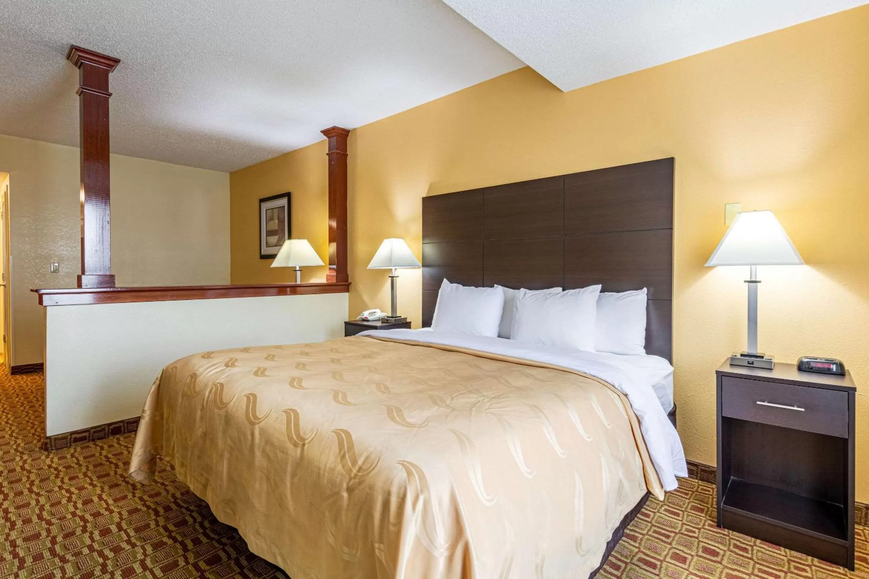 Photo of the whole room, Bed in Quality Inn & Suites Sellersburg - Louisville Area