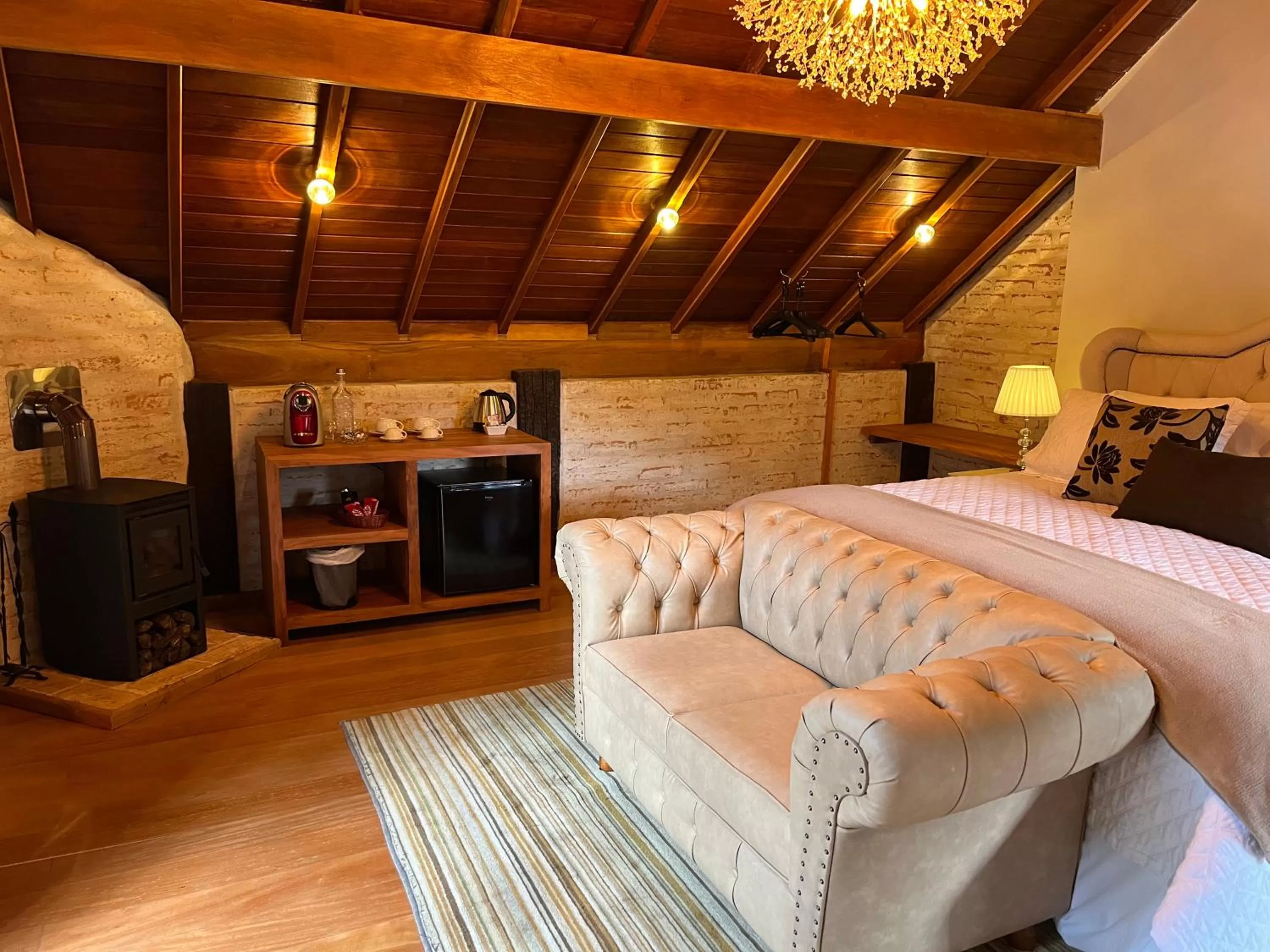 Photo of the whole room, Seating Area in Pousada Dona Bendita