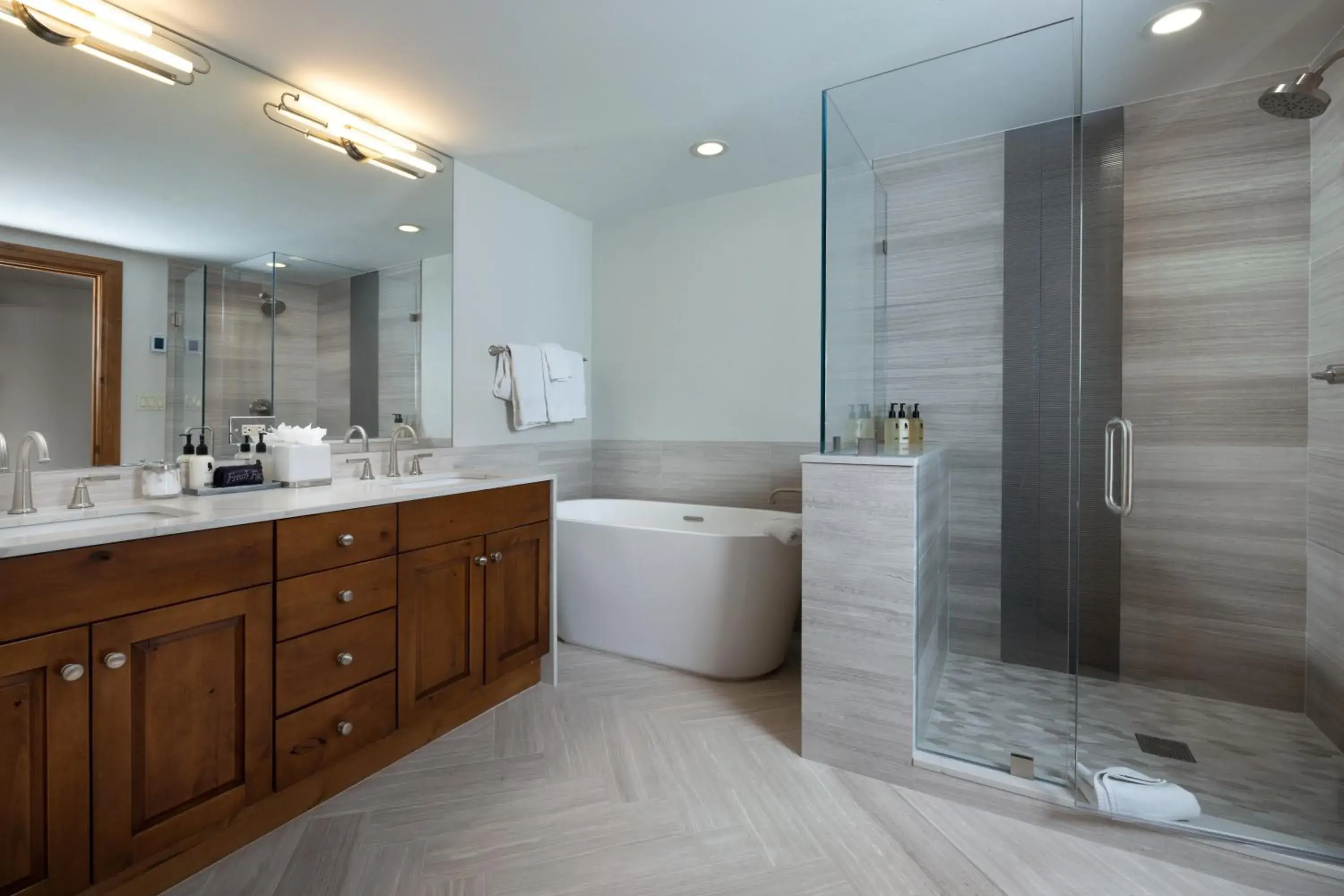 Bath, Bathroom in Gravity Haus Vail