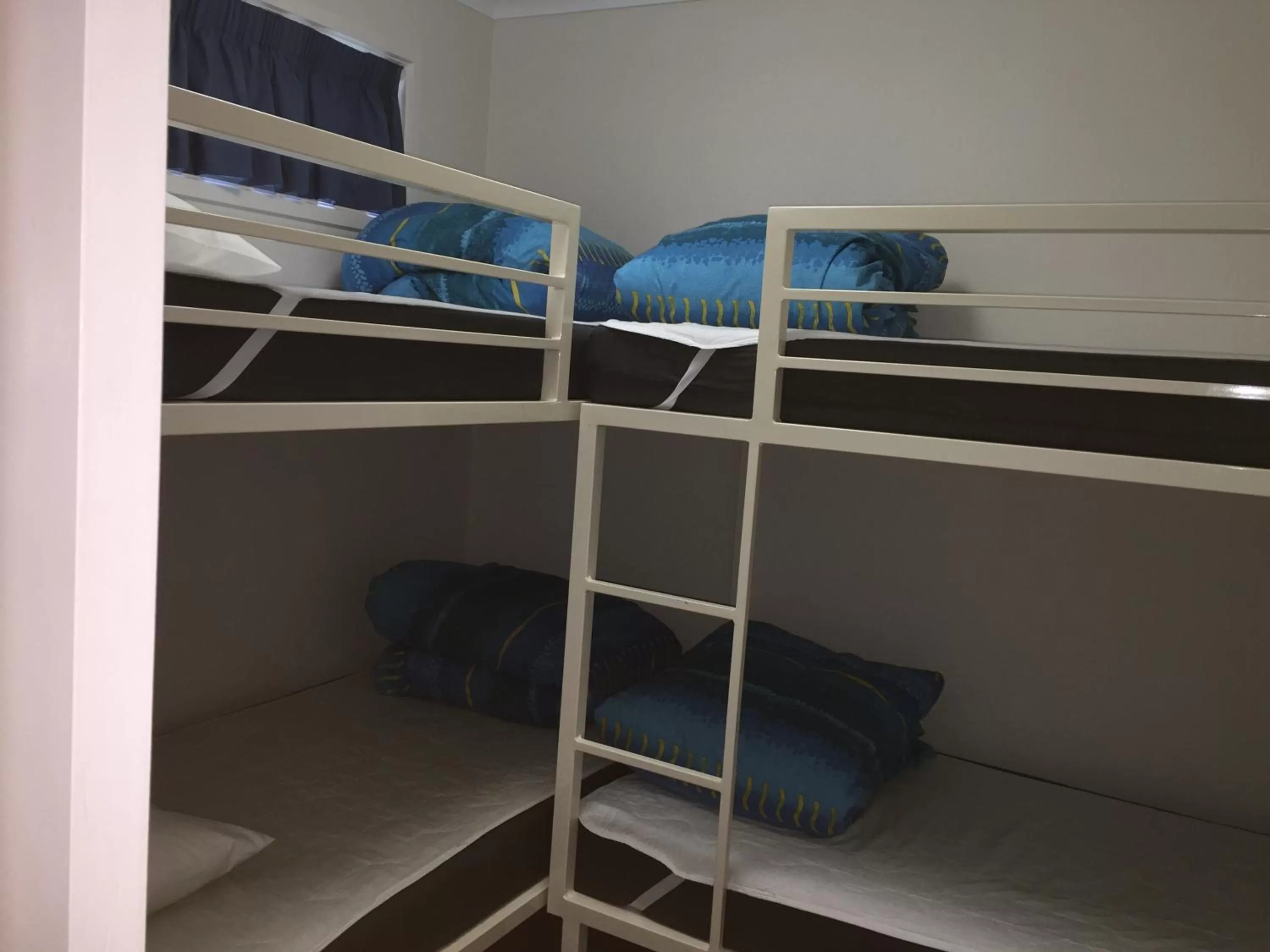 Bunk Bed in Peace Resorts - Jervis Bay Holiday Cabins in Sussex Inlet