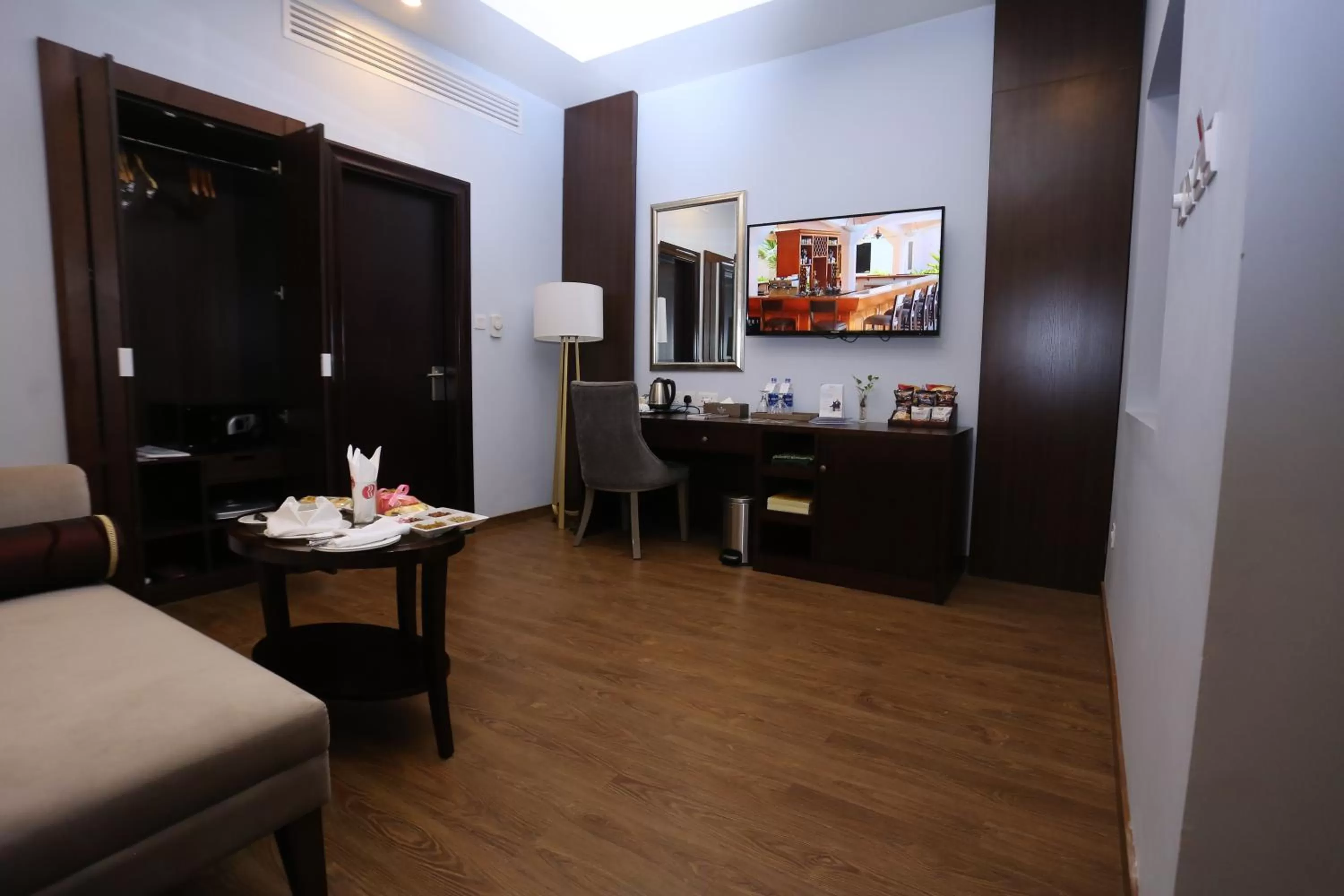 Ramada Plaza by Wyndham Karachi Airport Hotel