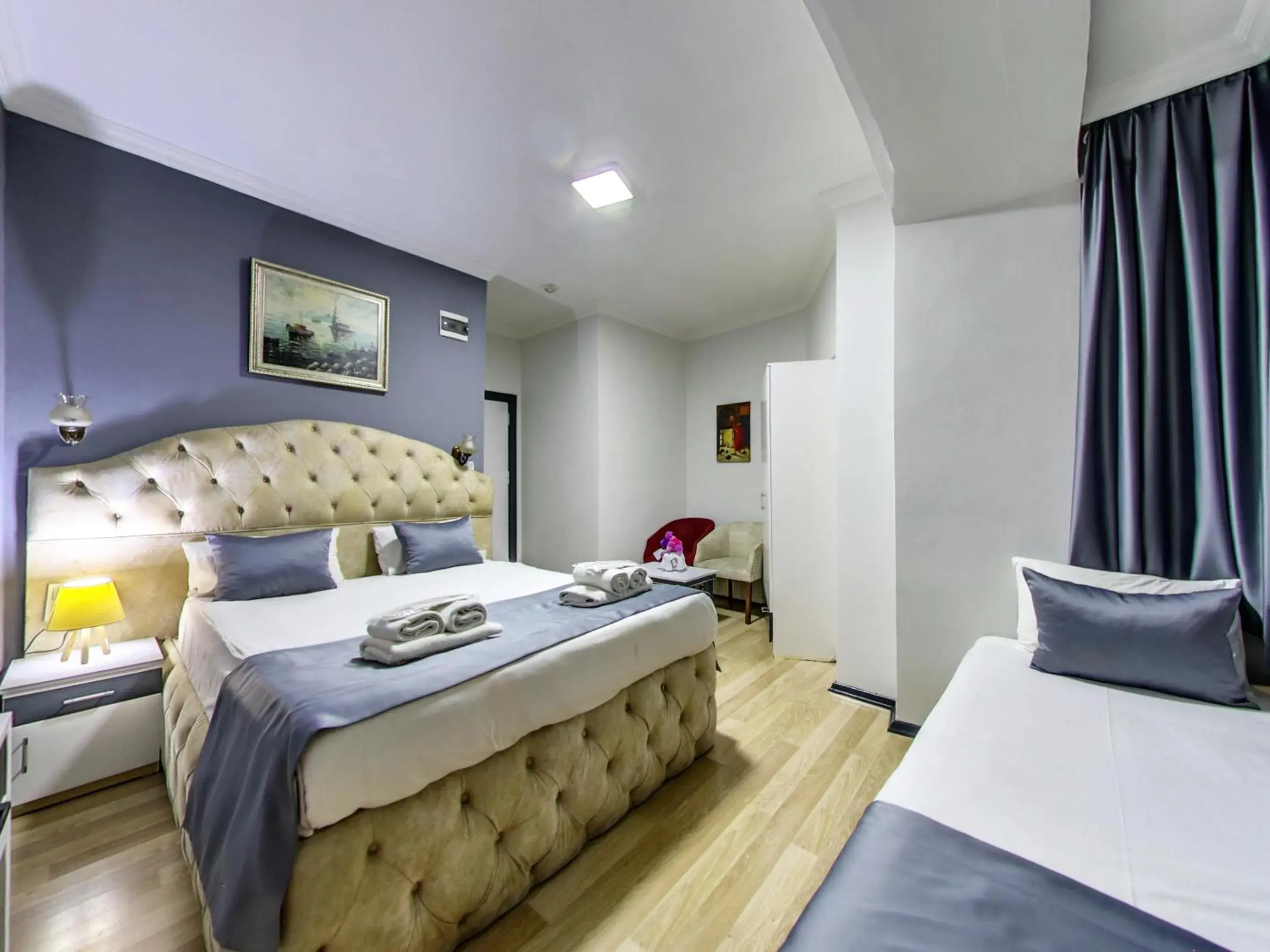 Bed in Hotel Mara