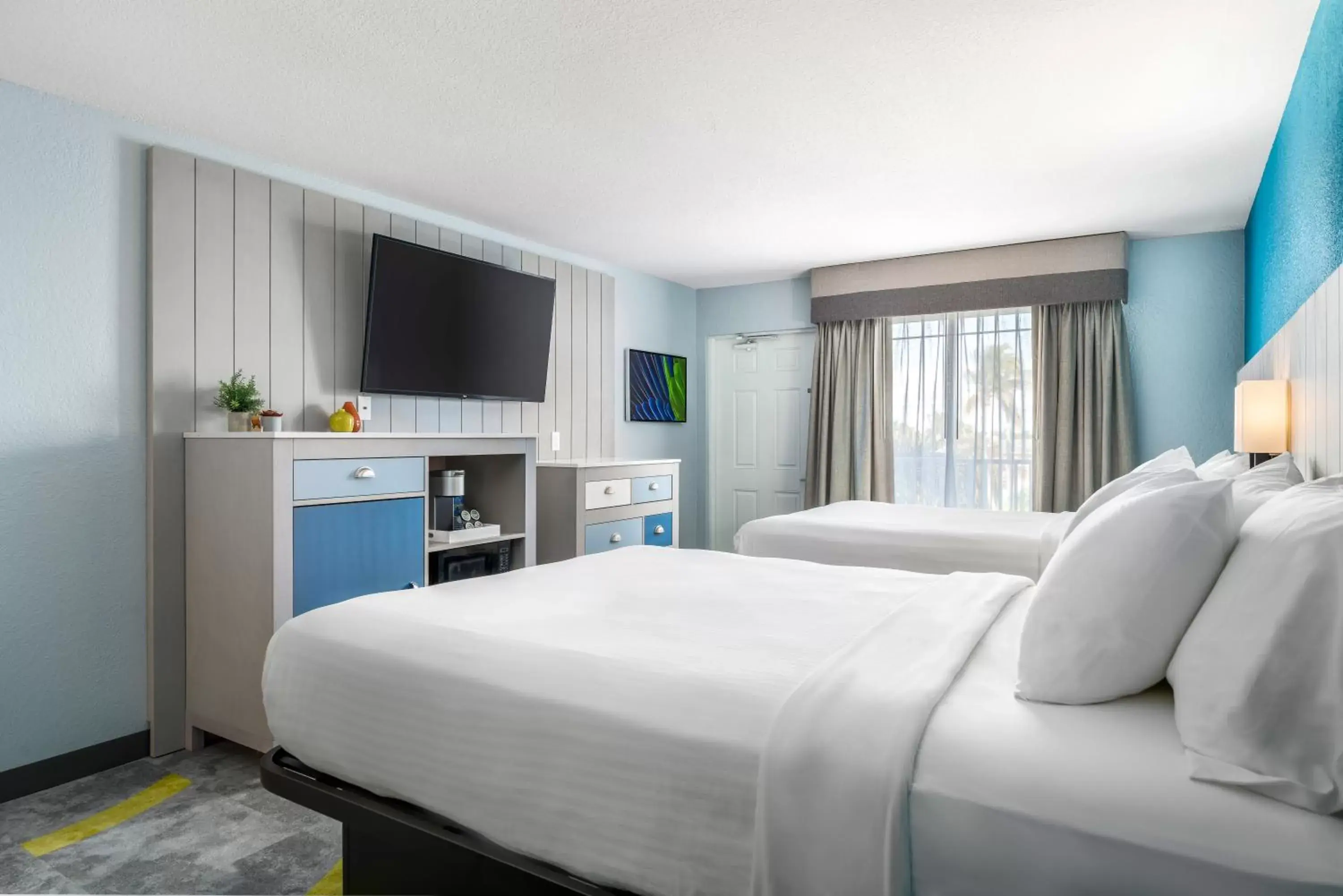 Bedroom, Bed in Capt Hirams Resort Bedroom, Bed in Capt Hirams Resort