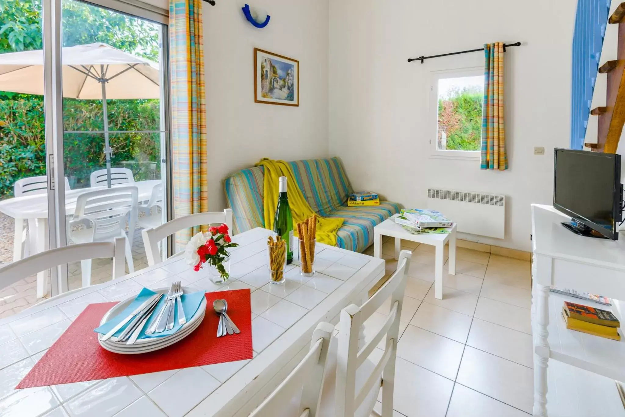 Living room in Lagrange Vacances Le Scarlett et Les Soleillades