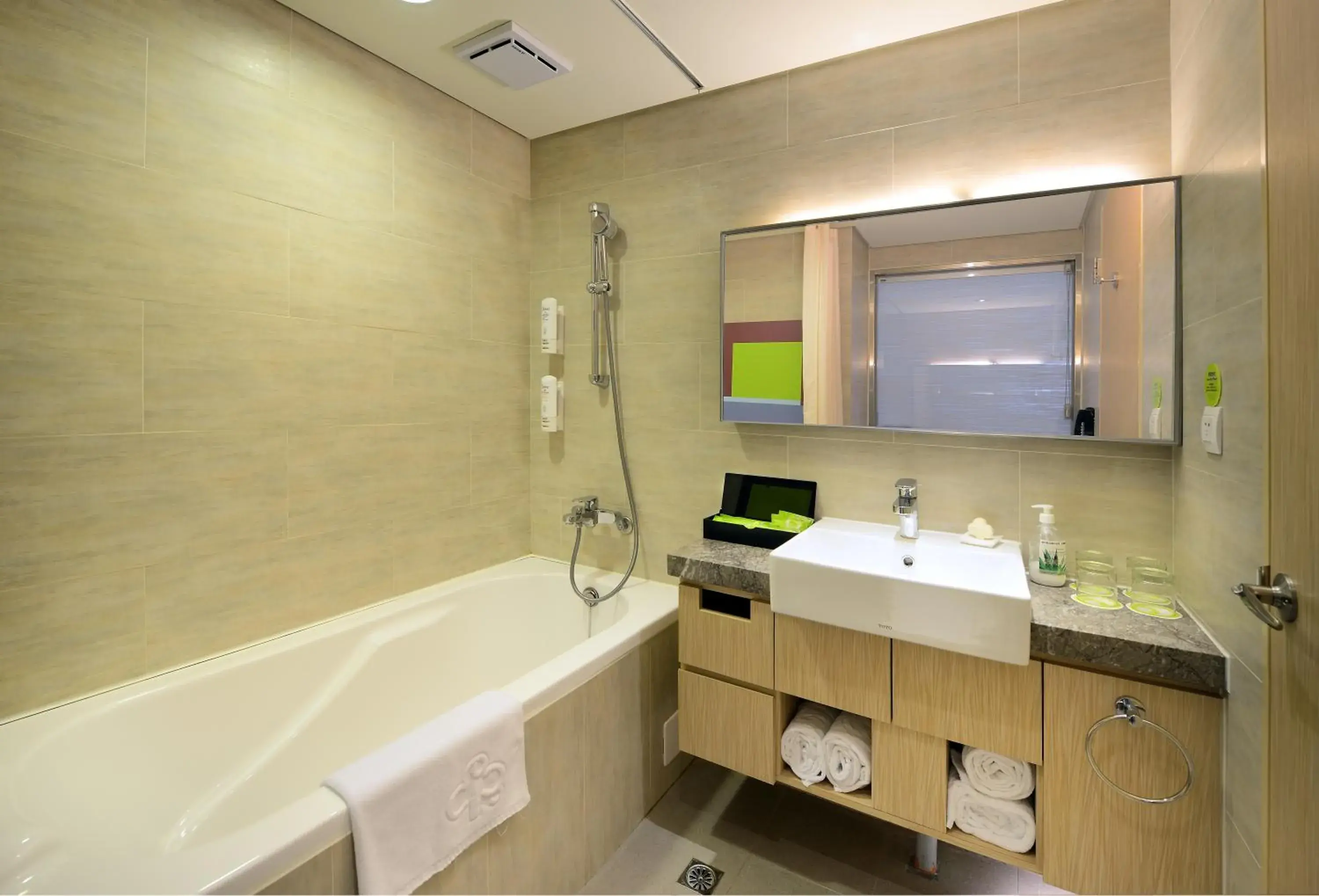 Bathroom in Park City Hotel Central Taichung