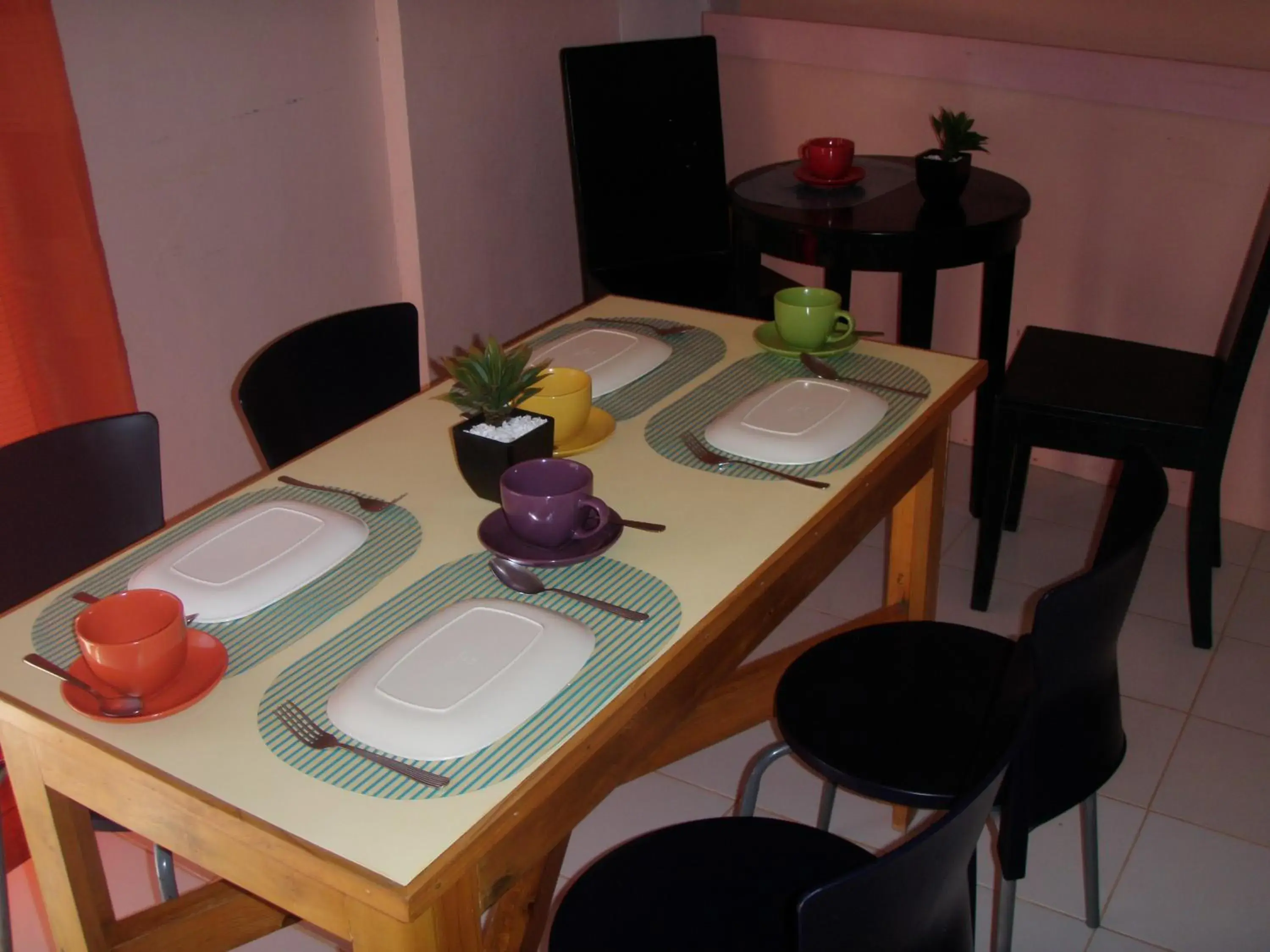 Restaurant/places to eat, Dining Area in Anthurium Inn