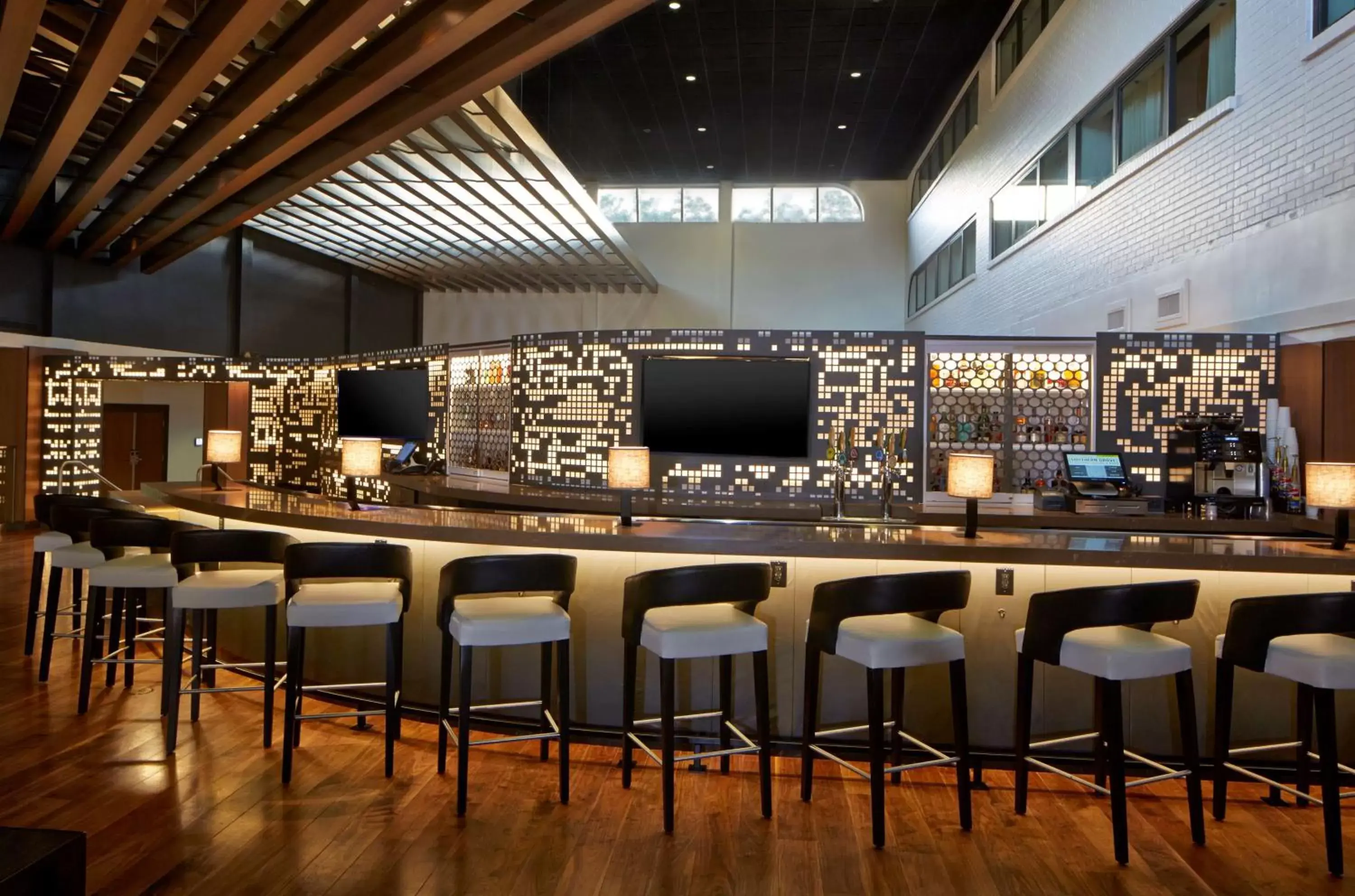 Lounge or bar, Lounge/Bar in Doubletree By Hilton Atlanta Perimeter Dunwoody