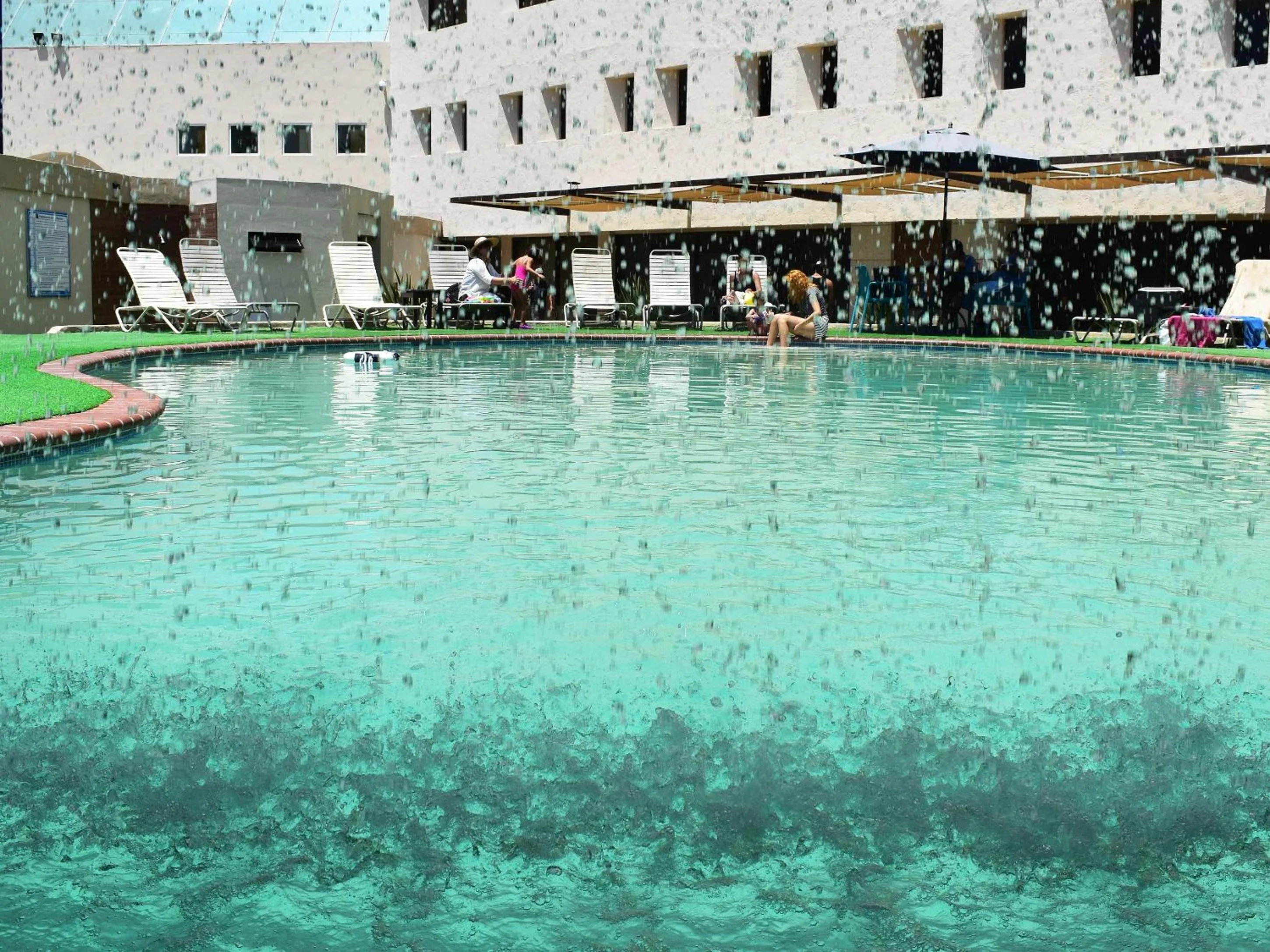 Pool view in Hotel Corona Plaza